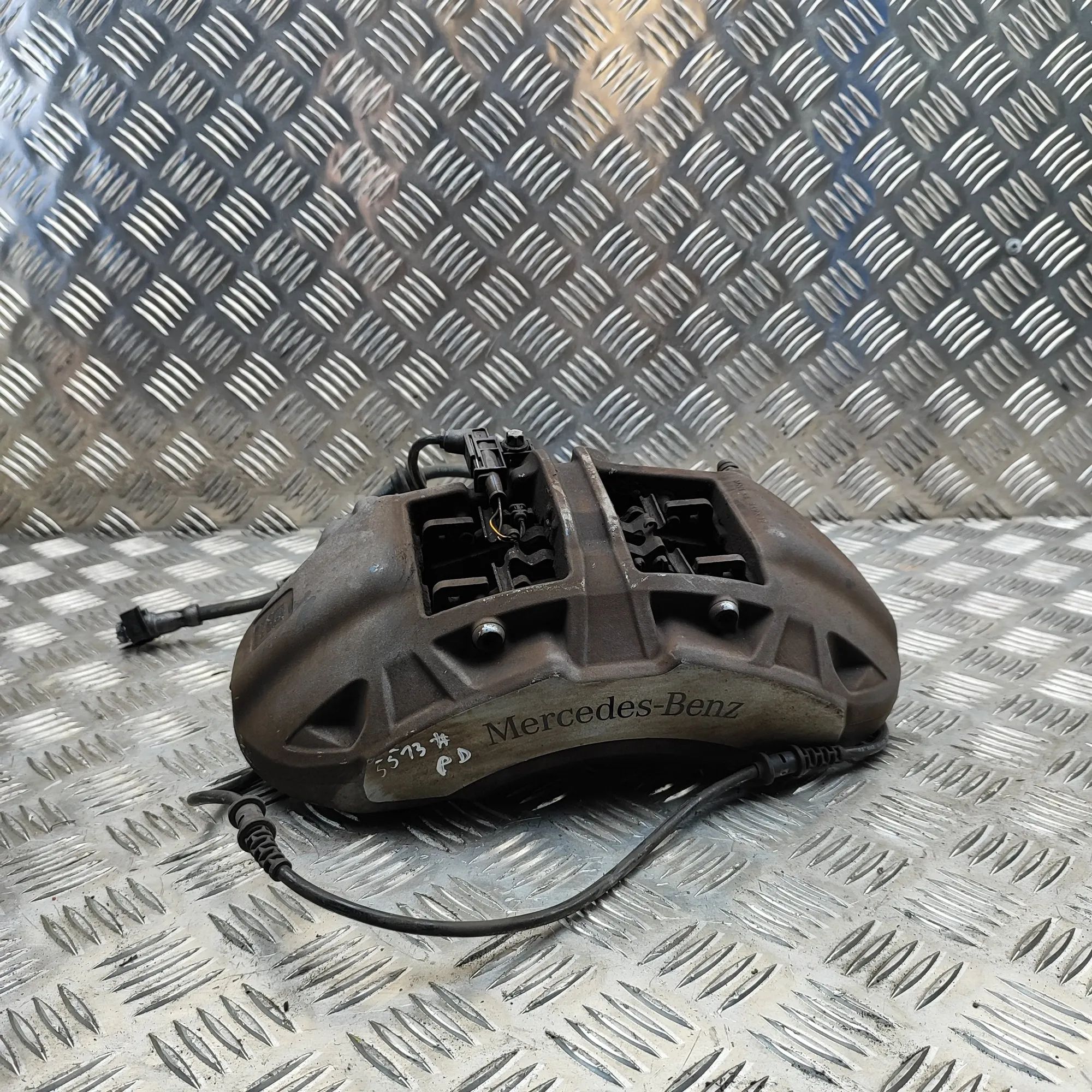 Mercedes-Benz A (W177) Brake caliper — front right Brake caliper — front right — MERCEDES BENZ C-C...