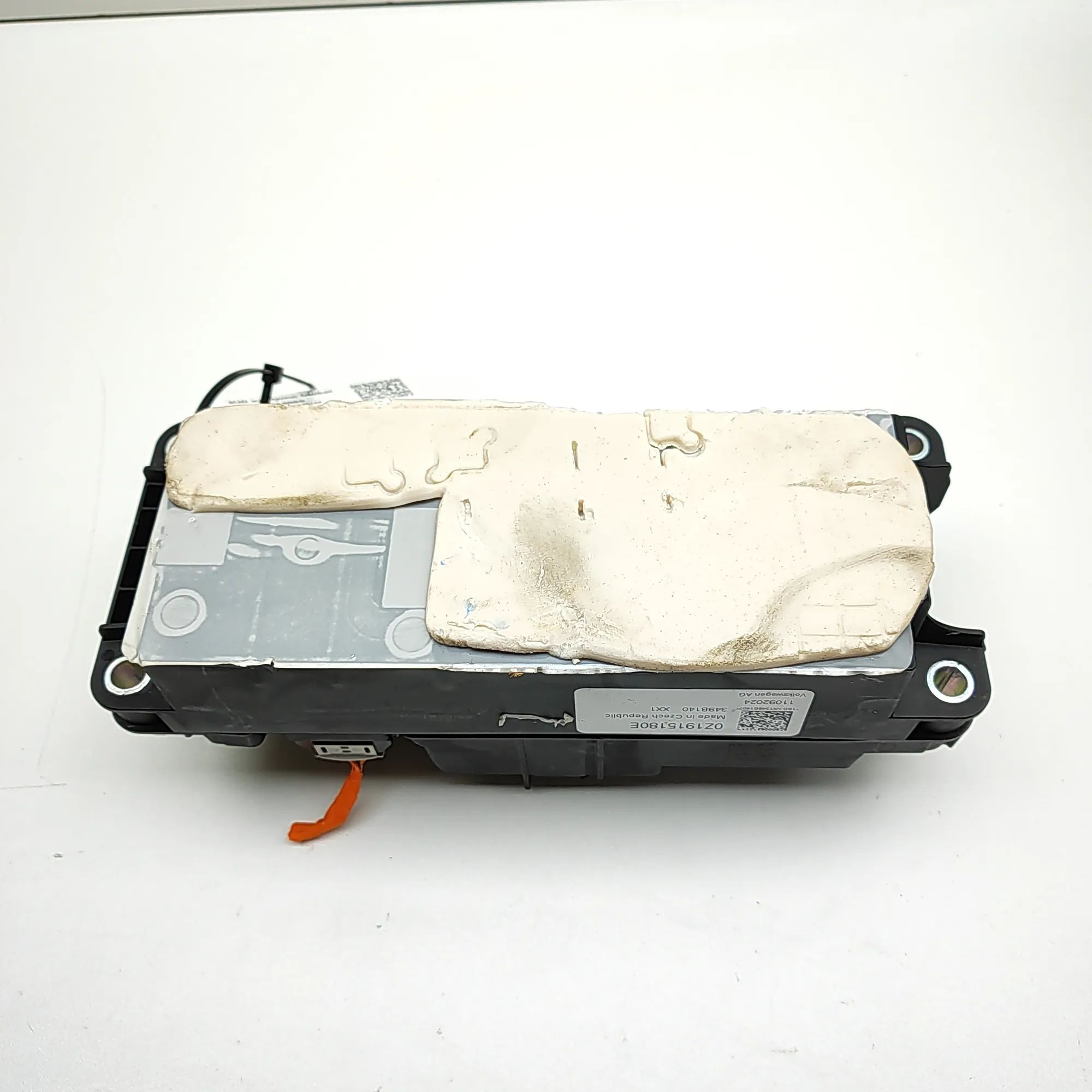 Other Control Units Brand/Model: VW ID.3
Year: 2019

Other Control ...