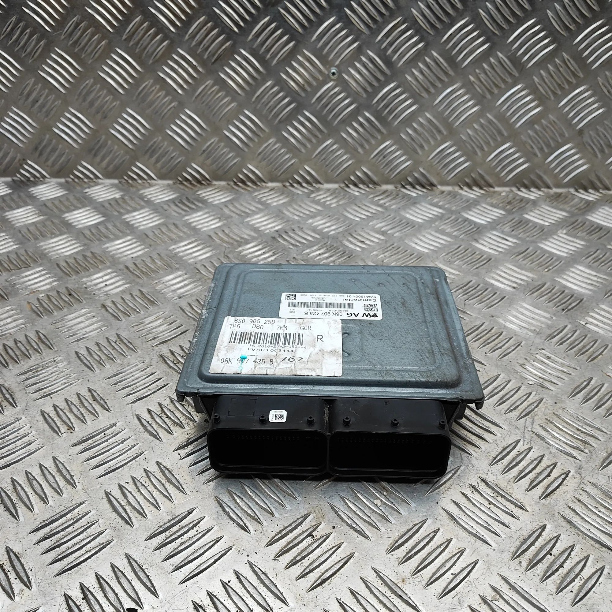 Audi TT (8S) Engine Control Unit Engine Control Unit — AUDI TT (8S) (2014-2023) ...