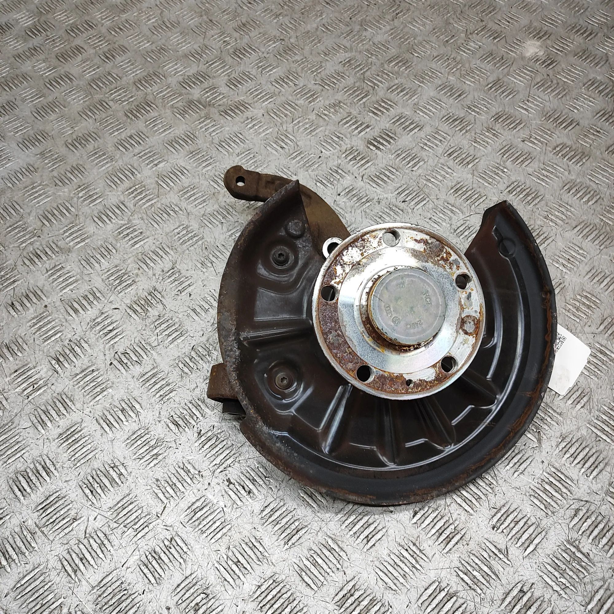 Volkswagen Golf 7 Rear Left Wheel Hub Spindle