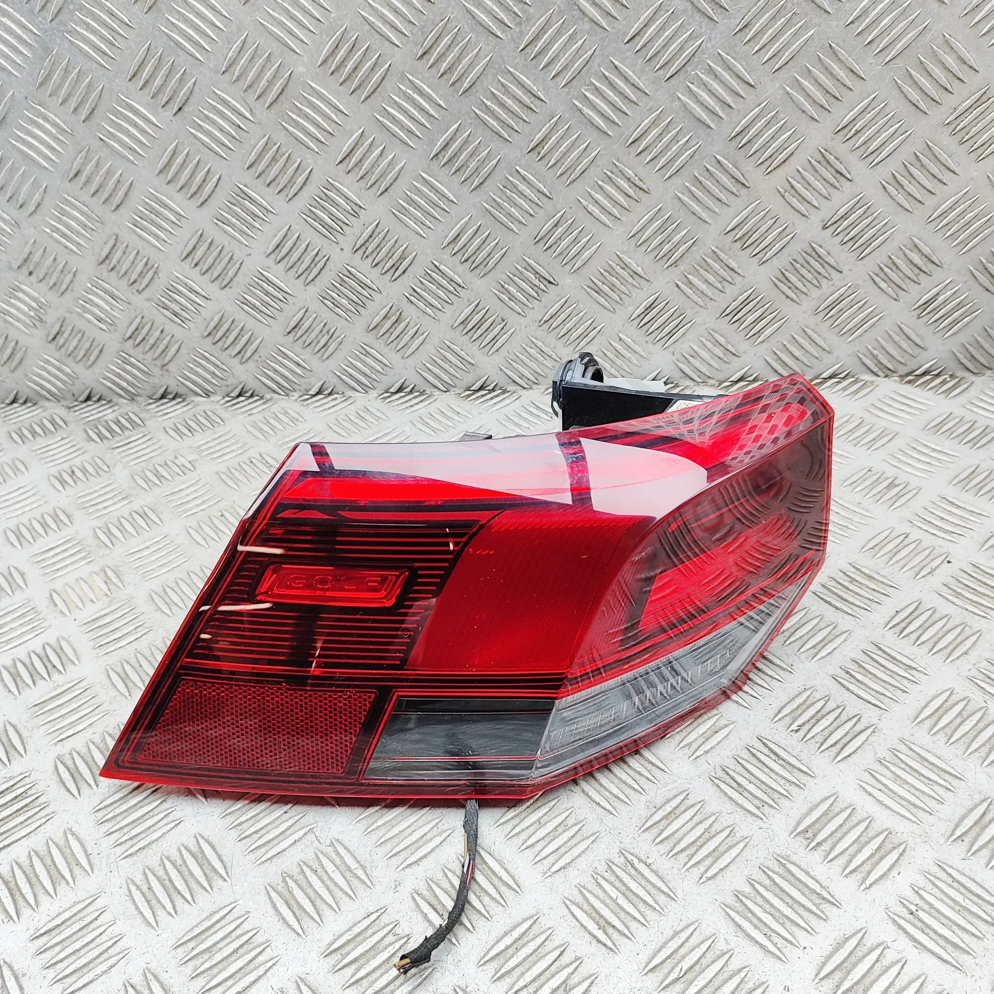 Volkswagen Golf 7 Rear Left Tail Light
