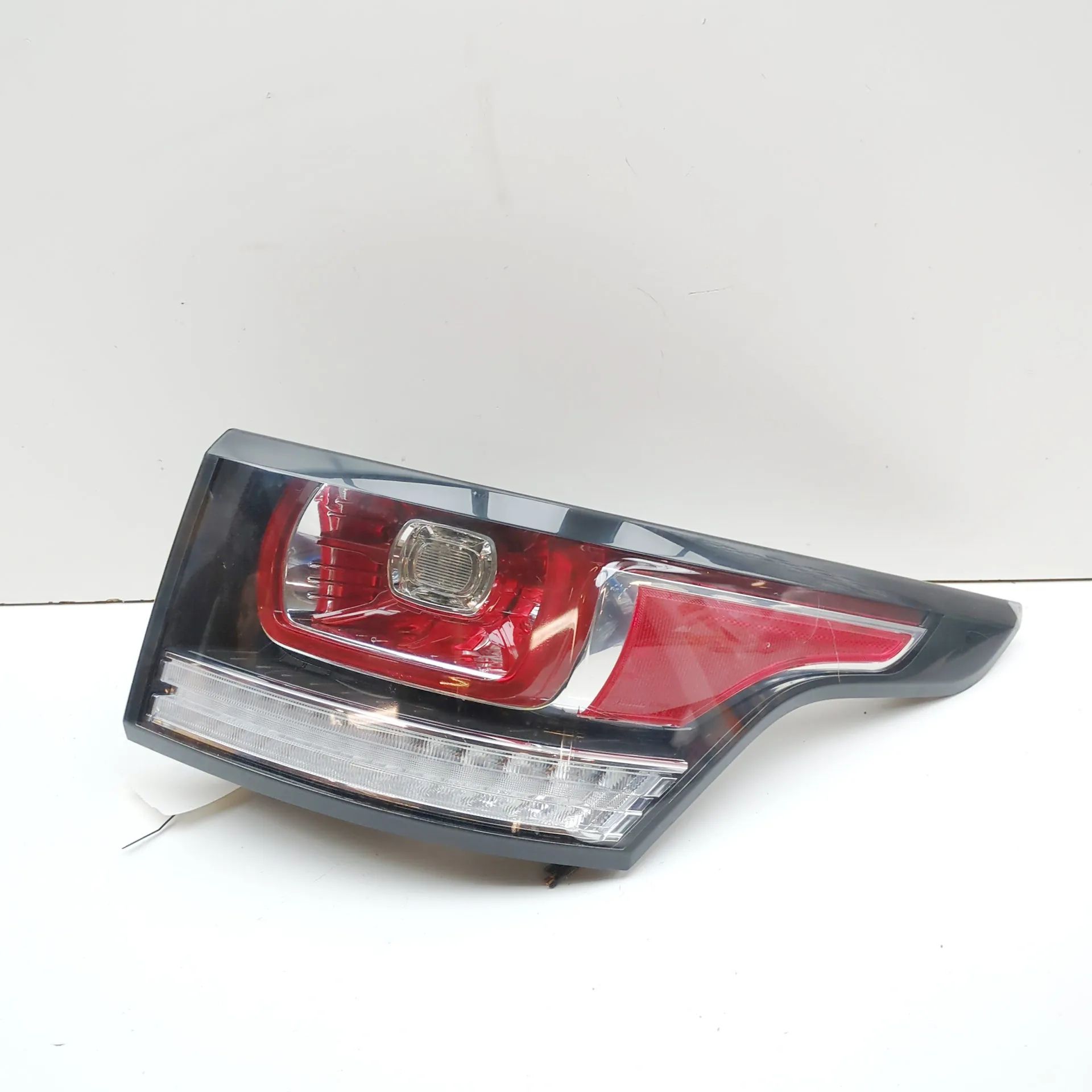 Land Rover Range Rover Sport (L494) Rear Right Tail Light Rear Right Tail Light — LAND ROVER RANGE ROVER ...