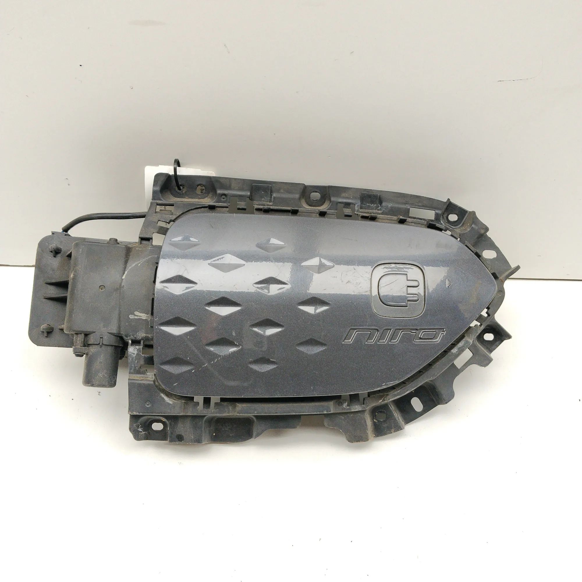 Kia Niro Fuel Tank Flap Cap Fuel Tank Flap Cap — KIA NIRO (DE) (2016-2022) ...
