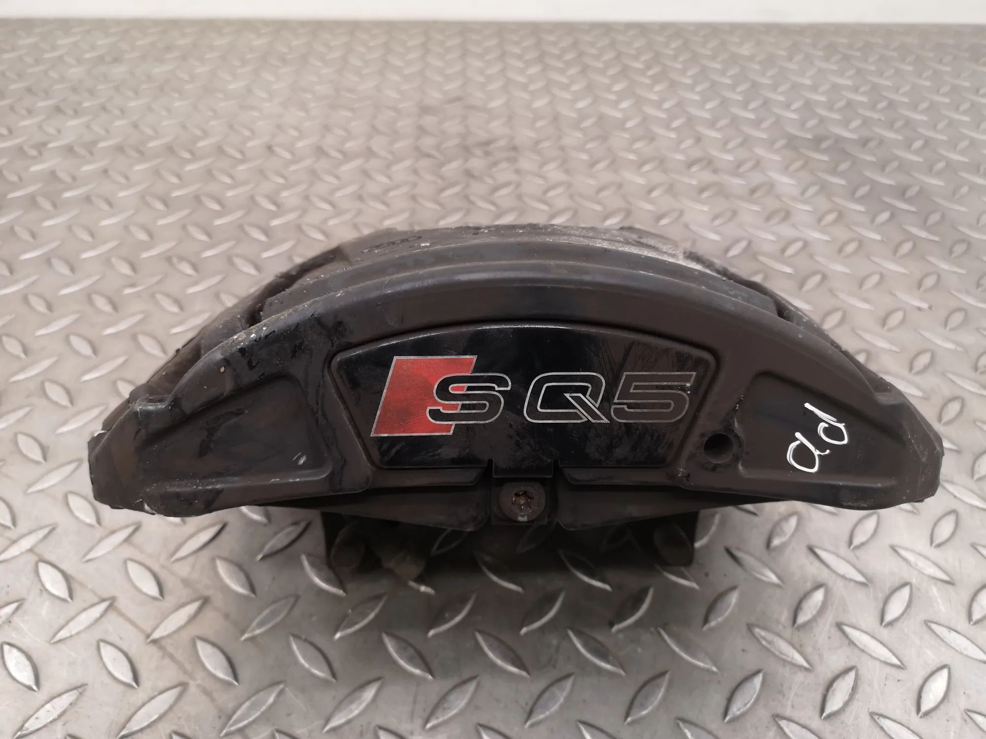Audi Q5 (8R) Brake caliper — front right Brake caliper — front right — AUDI Q5 (8R) (200...