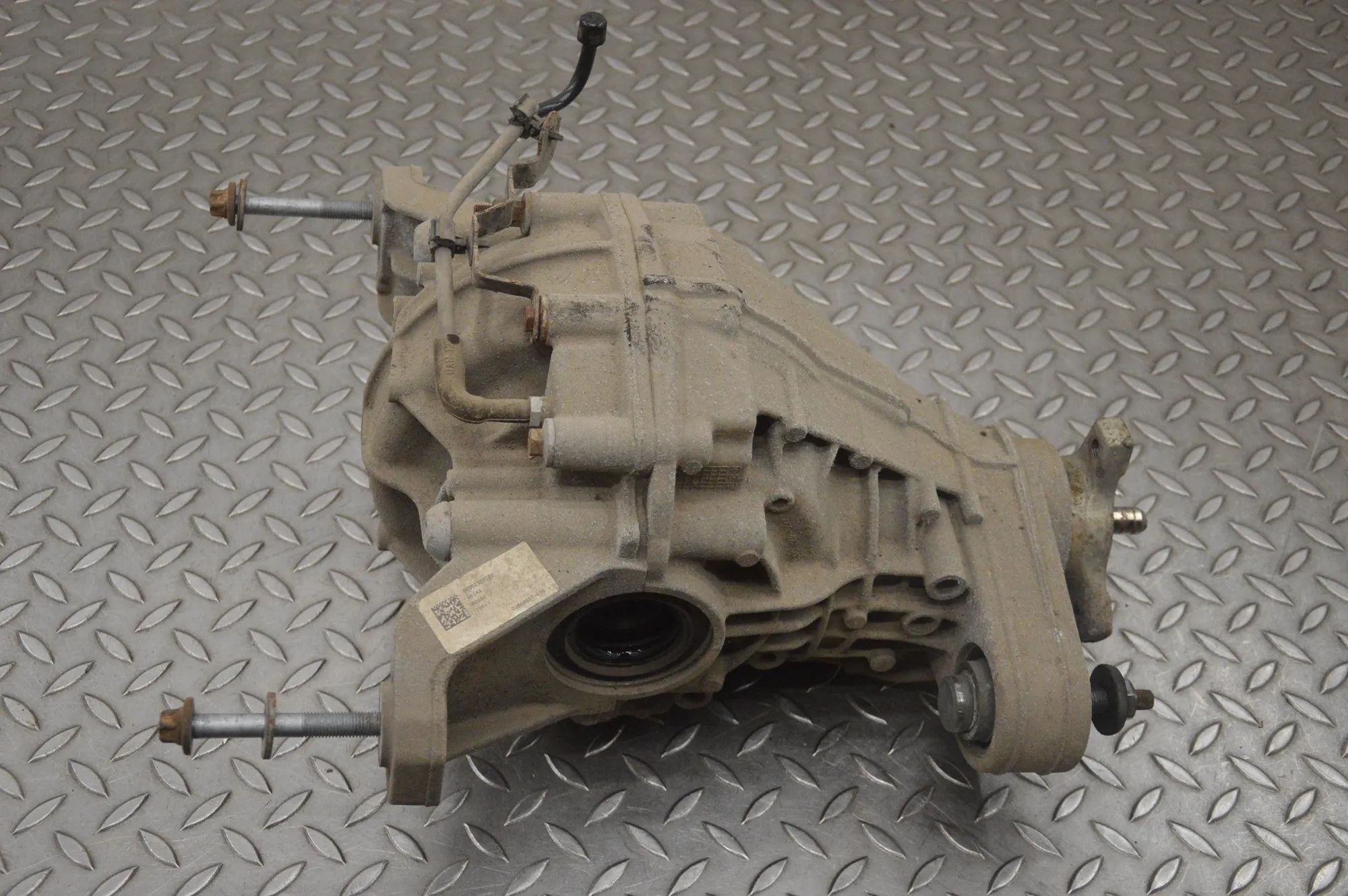 Alfa-Romeo Stelvio задний редуктор Rear differential — ALFA ROMEO STELVIO (949) (2...