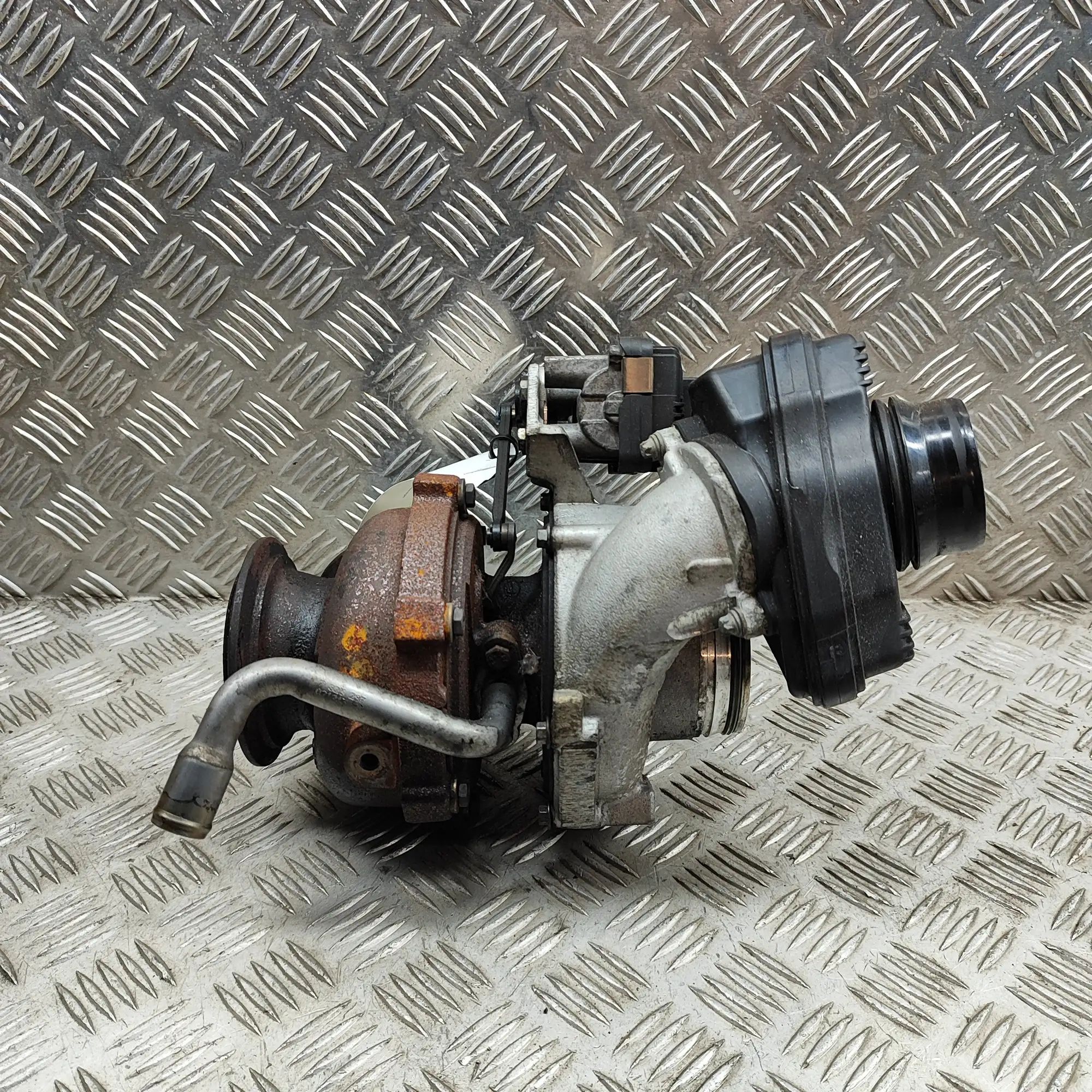 BMW X5 (F15) Turbocharger Turbocharger — BMW X5 (F15, F85) (2012-2018) — ...