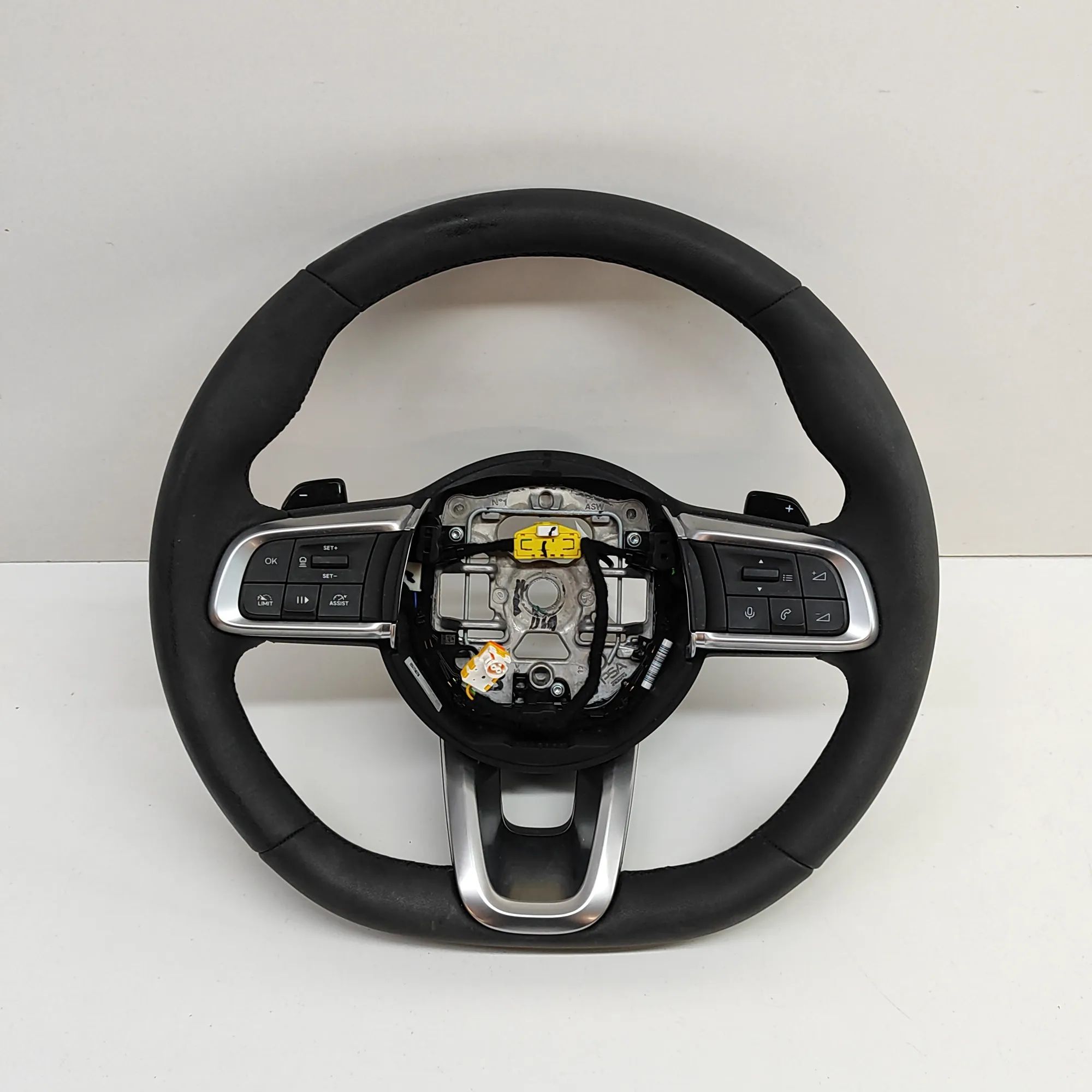 Jeep Avenger steering wheel Steering Wheel — JEEP AVENGER (J2) (2022-PRESEN...