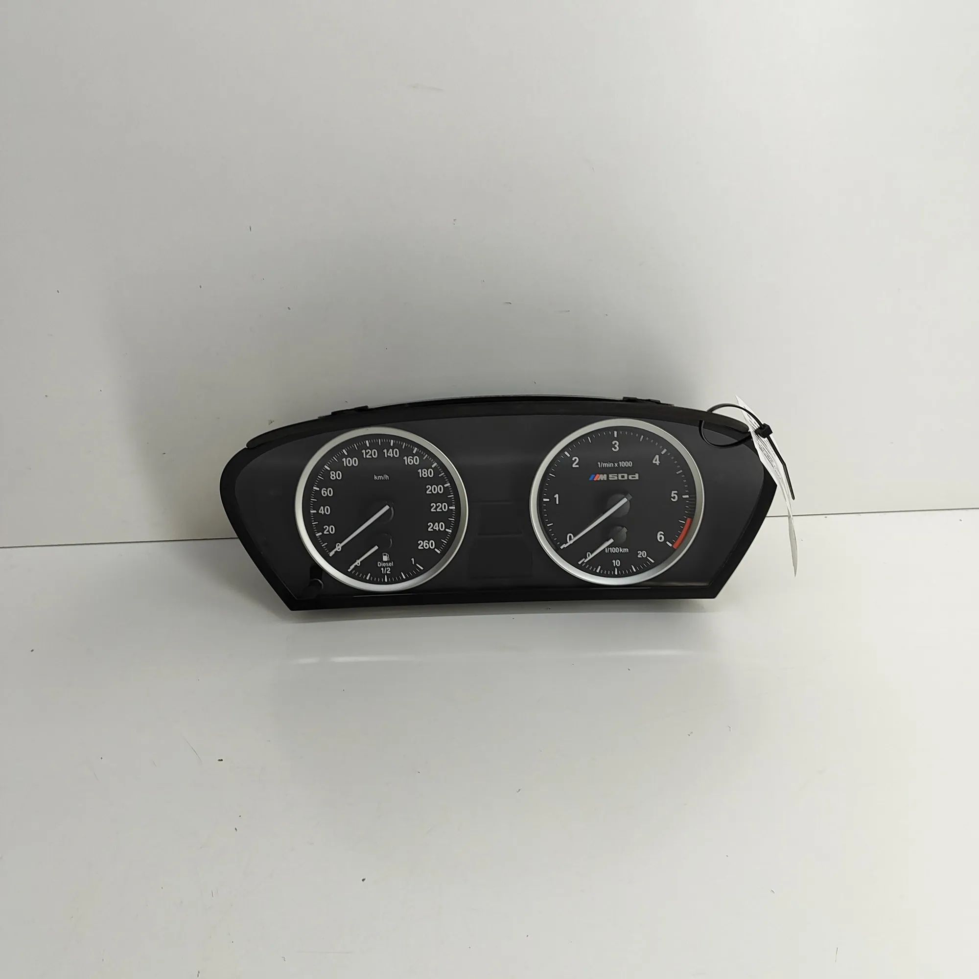 BMW X6 (E71 / E72) Instrument Cluster Speedometer Instrument Cluster Speedometer — BMW X6 (E71, E...