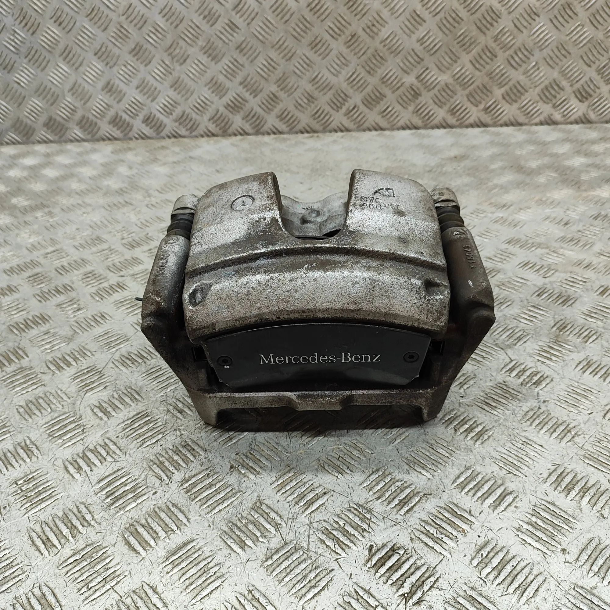 Mercedes-Benz GL / GLS (X166) Front Left Brake Caliper Front left brake caliper — MERCEDES BENZ GLS (X...