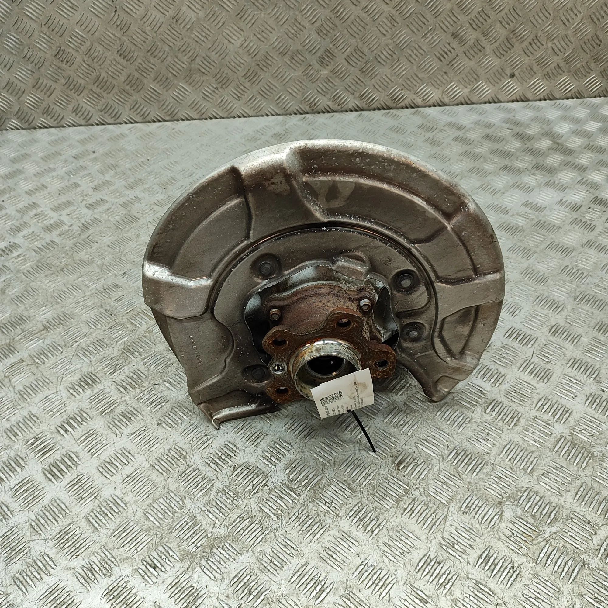 BMW X5 (G05) Rear Right Wheel Hub Rear Right Wheel Hub — BMW X5 (G05, F95) (2018-...
