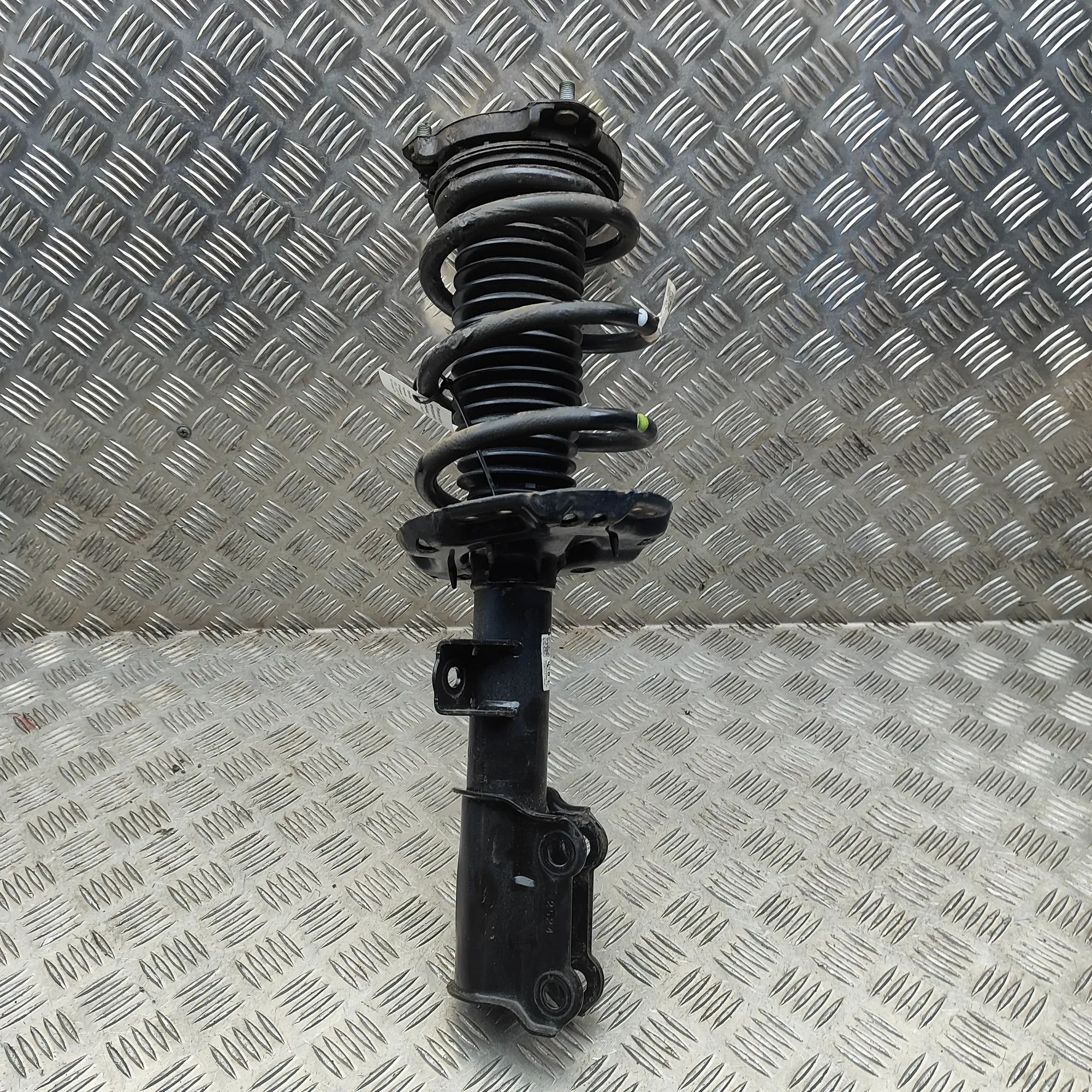 Kia Niro Shock absorber — front left Shock absorber — front left — KIA NIRO (II) (20...