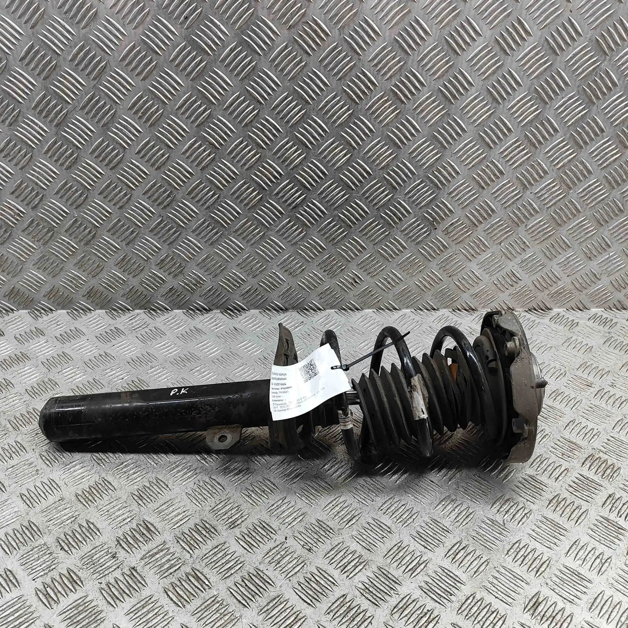 BMW X1 (F48) Shock absorber — front left Shock absorber — front left — BMW X1 (F48) (201...