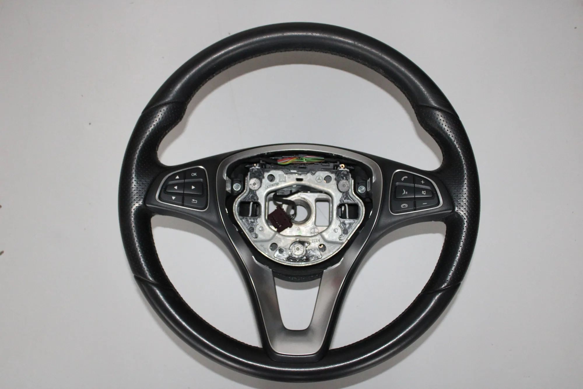 Mercedes-Benz A (W176) steering wheel Steering Wheel — MERCEDES BENZ A-CLASS (W176) (...