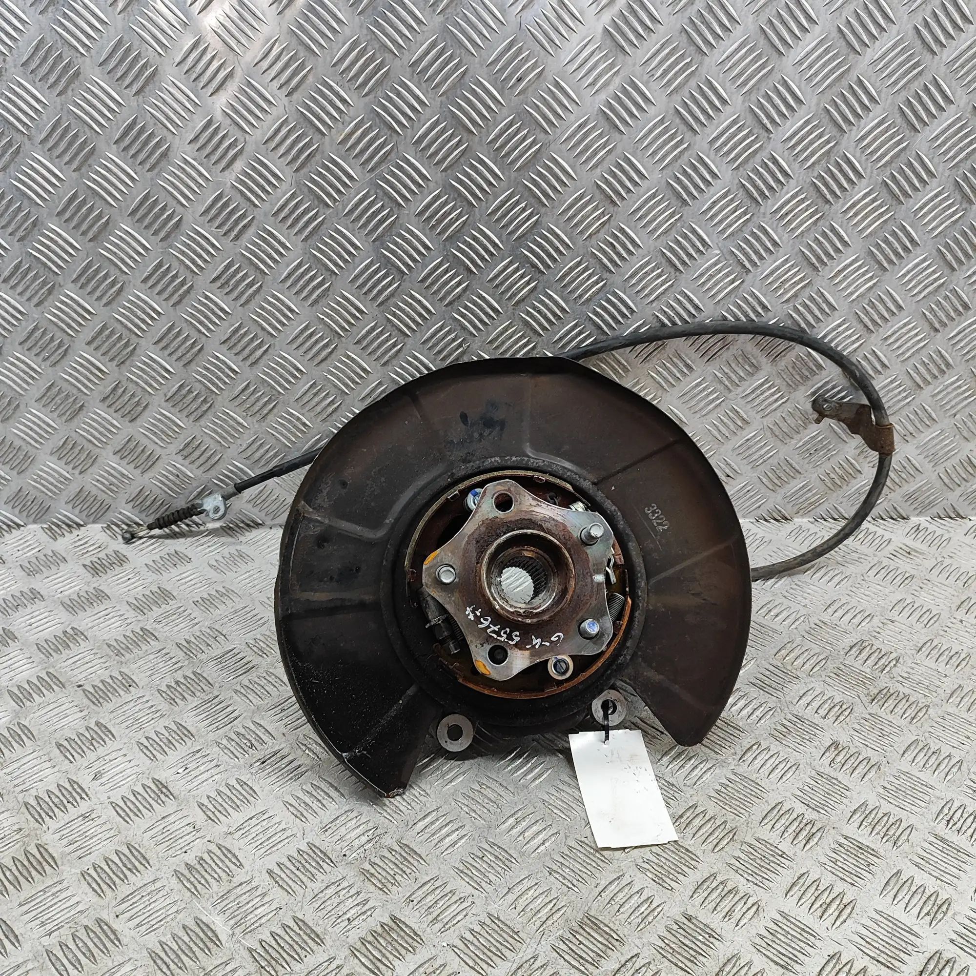 Nissan 370Z Rear Left Wheel Hub Spindle Rear Left Wheel Hub Spindle — NISSAN 370Z (Z34)...