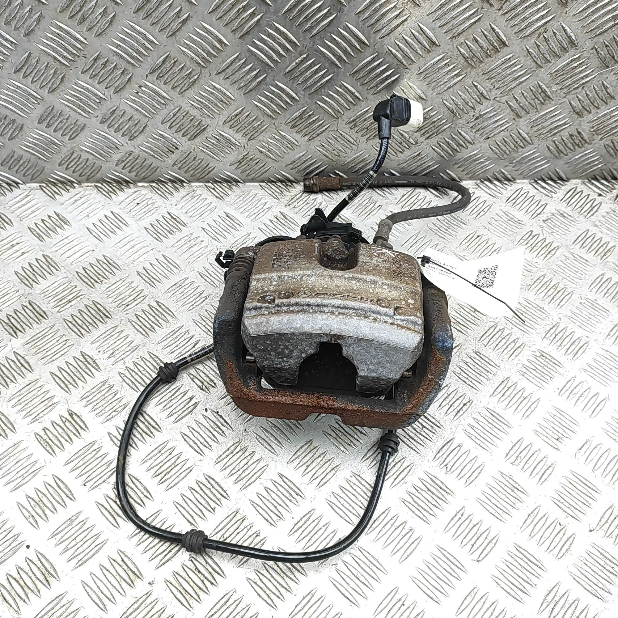 Mercedes-Benz A (W177) Brake caliper — rear left Brake caliper — rear left — MERCEDES BENZ E-CLA...
