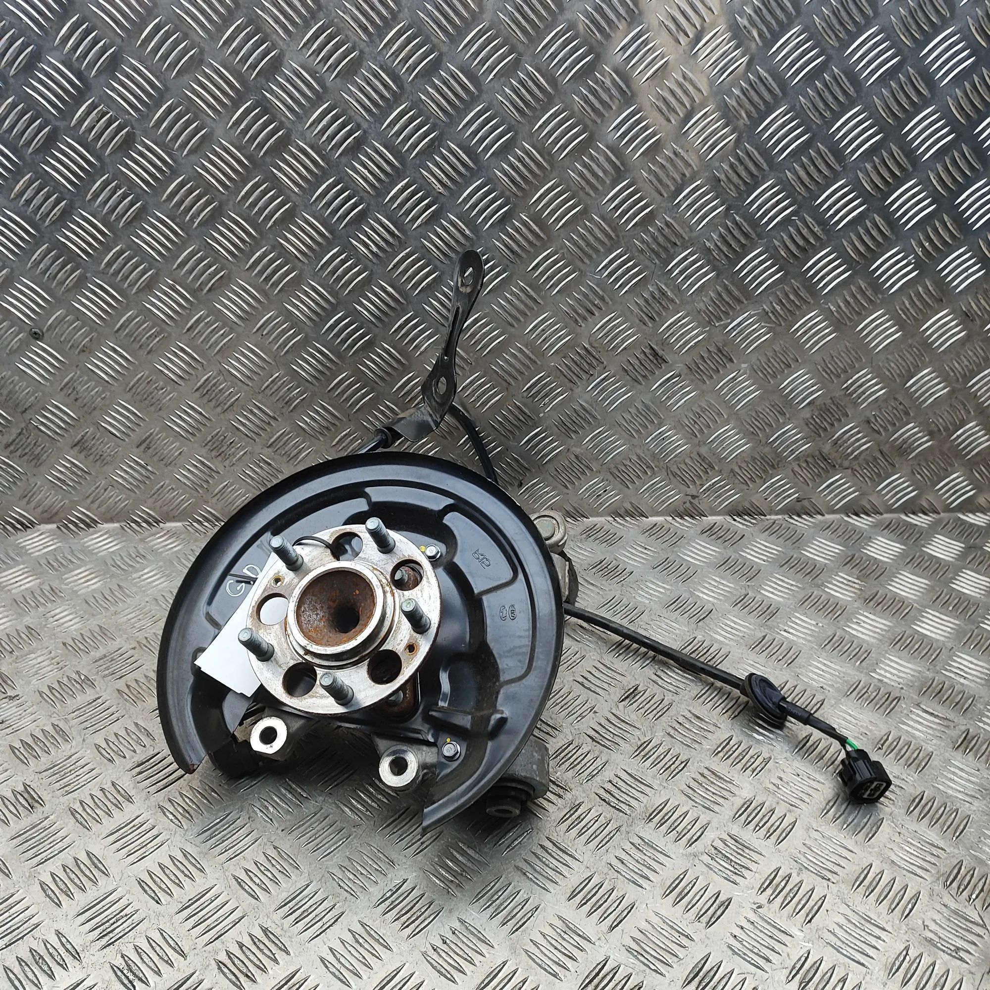 Kia Niro Rear Right Wheel Hub Rear Right Wheel Hub — KIA NIRO (II) (2022-PRES...