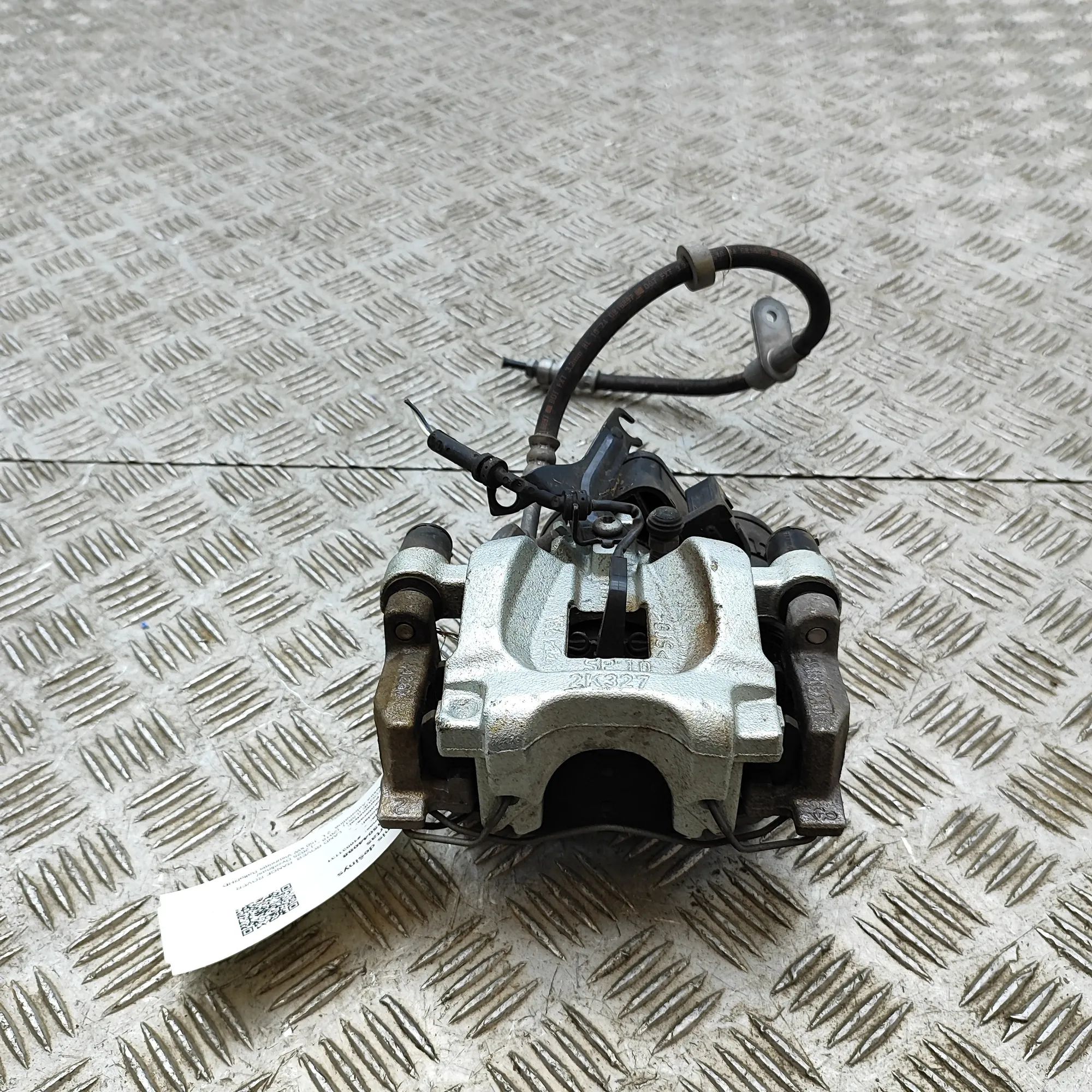 Land Rover Range Rover Evoque Brake caliper — rear right Brake caliper — rear right — LAND ROVER RANGE R...