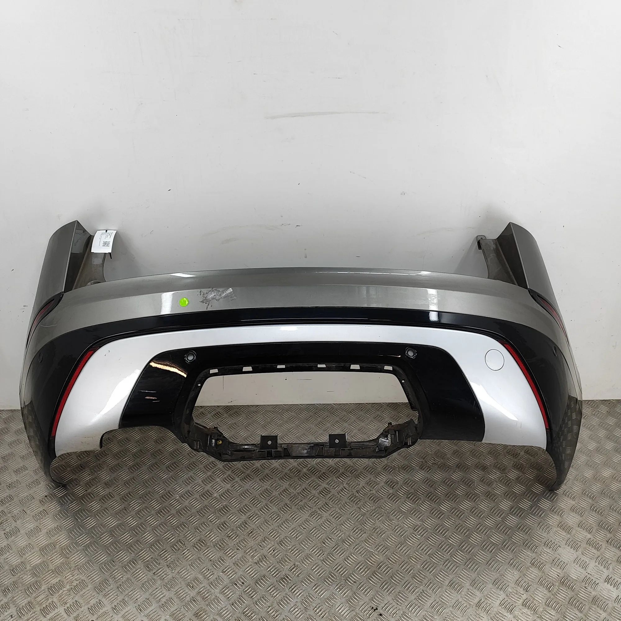 Land Rover Range Rover Velar Bumper rear Bumper rear — LAND ROVER RANGE ROVER VELAR (L56...
