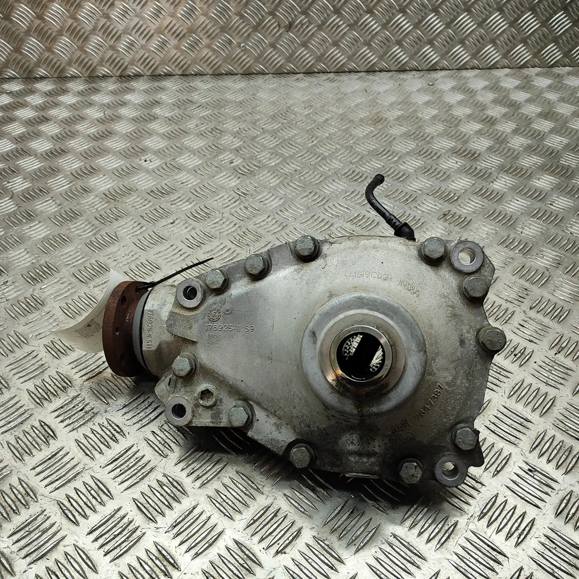 BMW 4 (F32 / F33 / F36) front differential Front differential — BMW 4 / i4 (G22, G23, G26,...