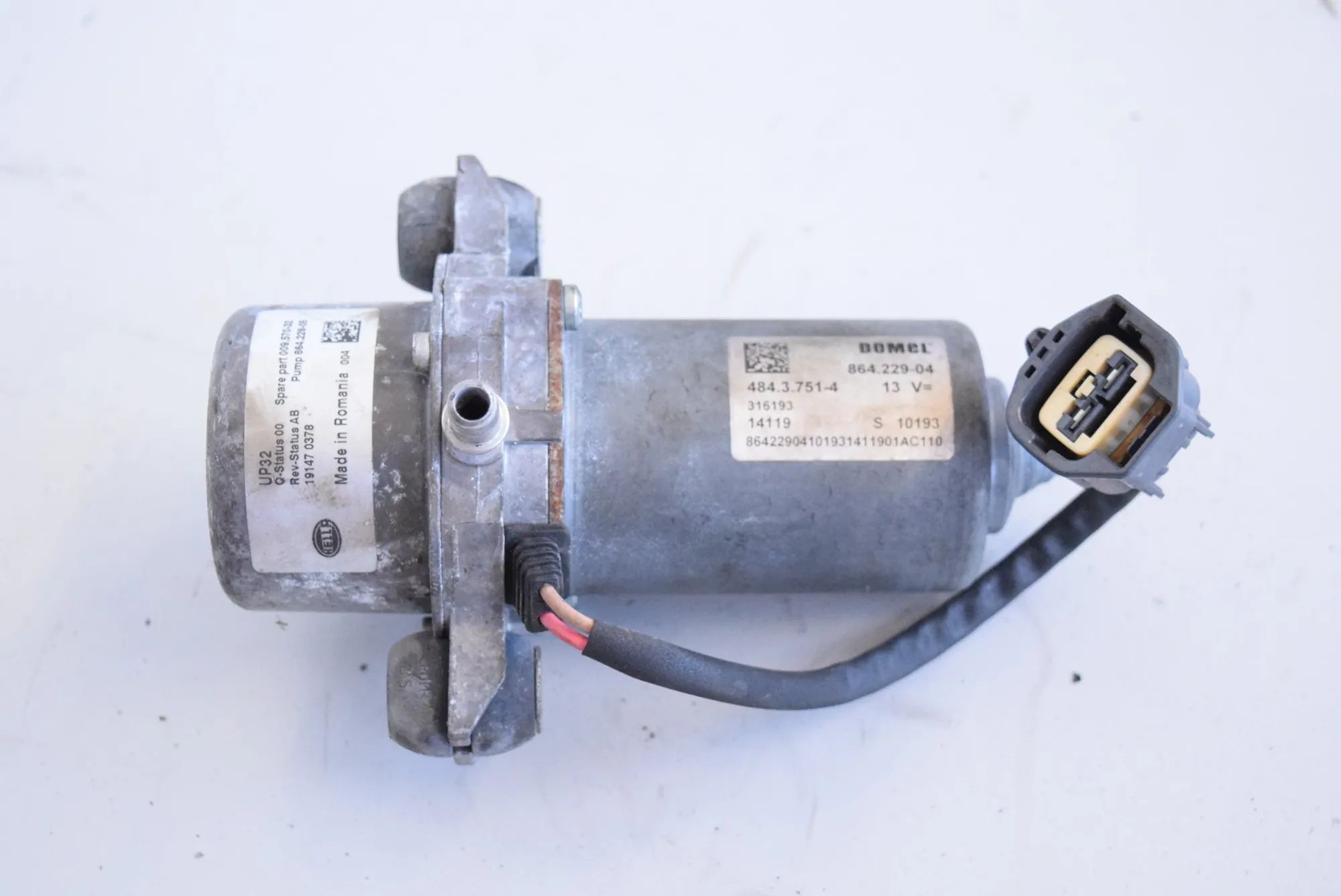 Porsche Panamera Vacuum pump