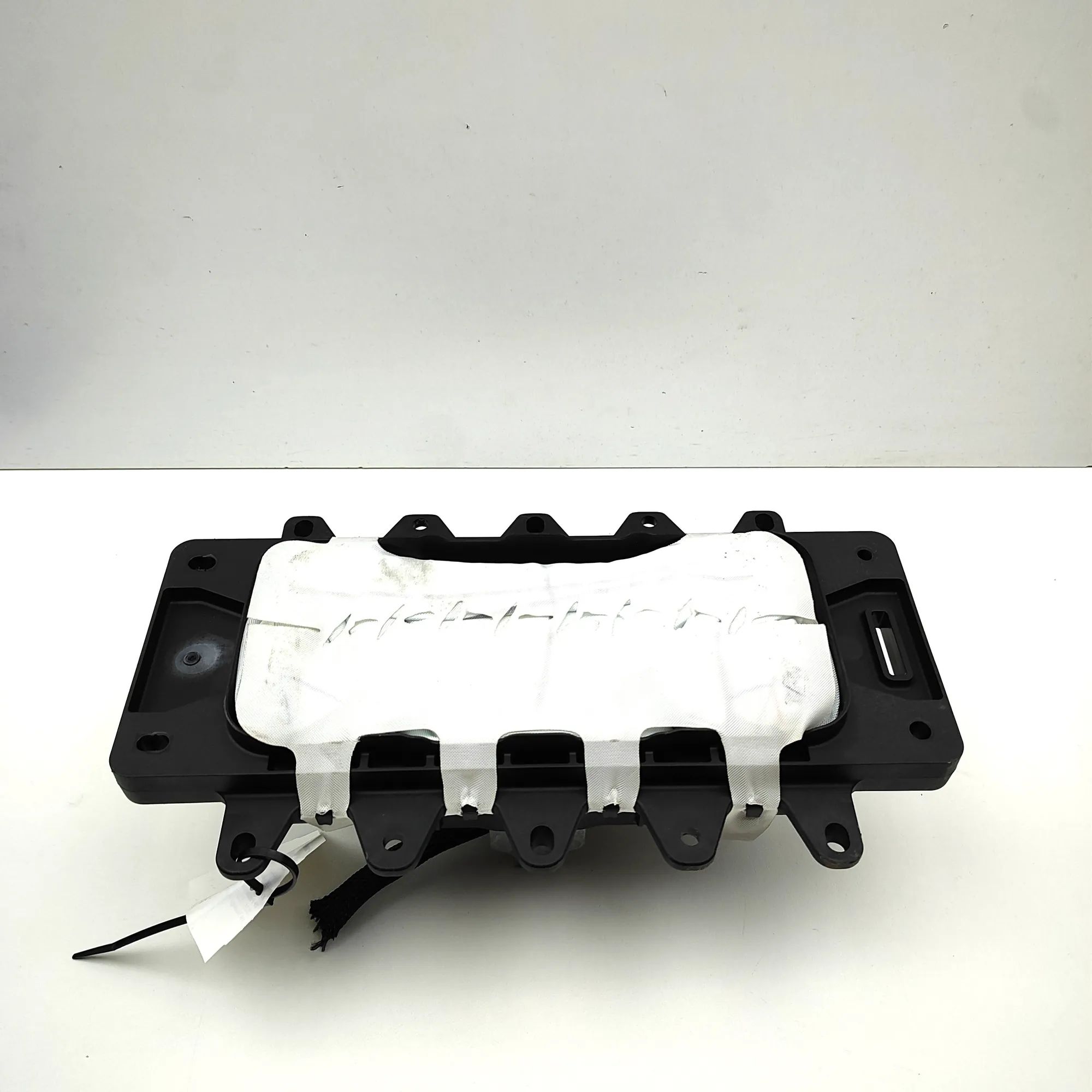 Mercedes-Benz GLA / EQA (H247) Dashboard Safety Bag SRS Dashboard Safety Bag SRS — MERCEDES BENZ EQA (H...
