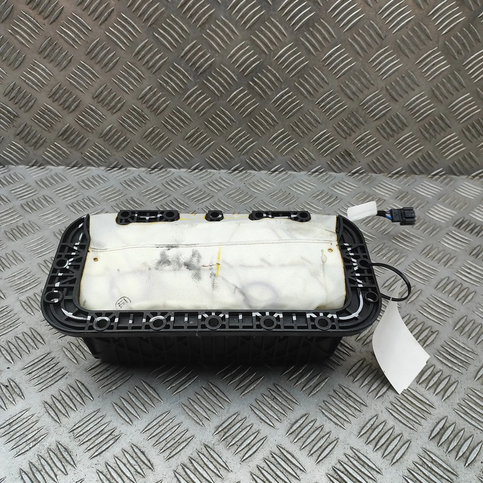 BMW X5 (G05) Dashboard Safety Bag SRS Dashboard Safety Bag SRS — BMW X5 (G05, F95) (2...