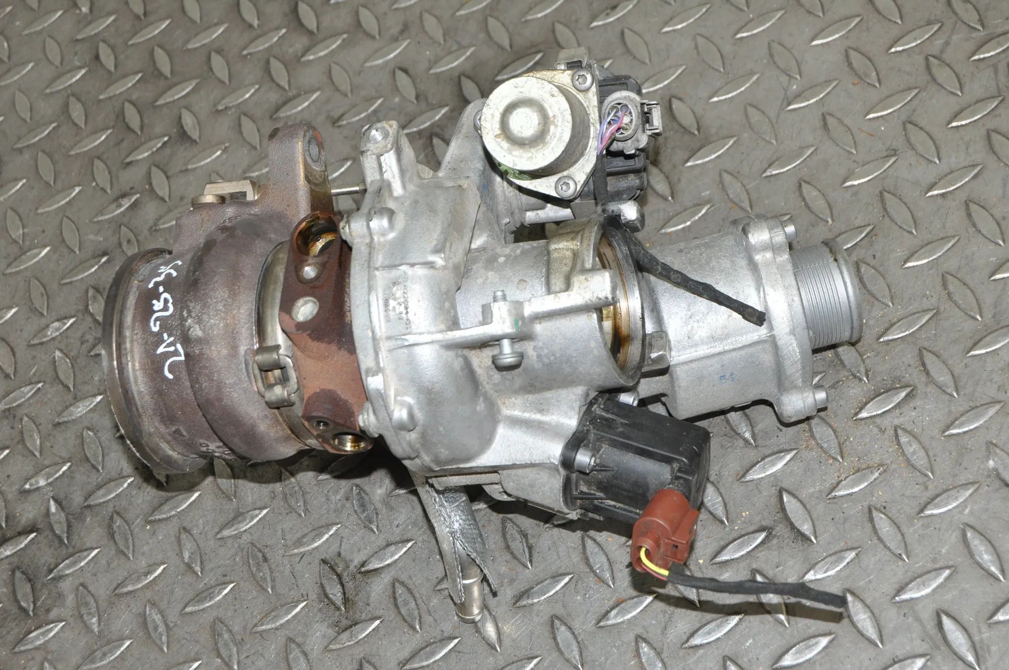 Audi A1 (8X) Turbocharger Turbocharger — AUDI A1 (8X1, 8XK, 8XA, 8XF) (20...