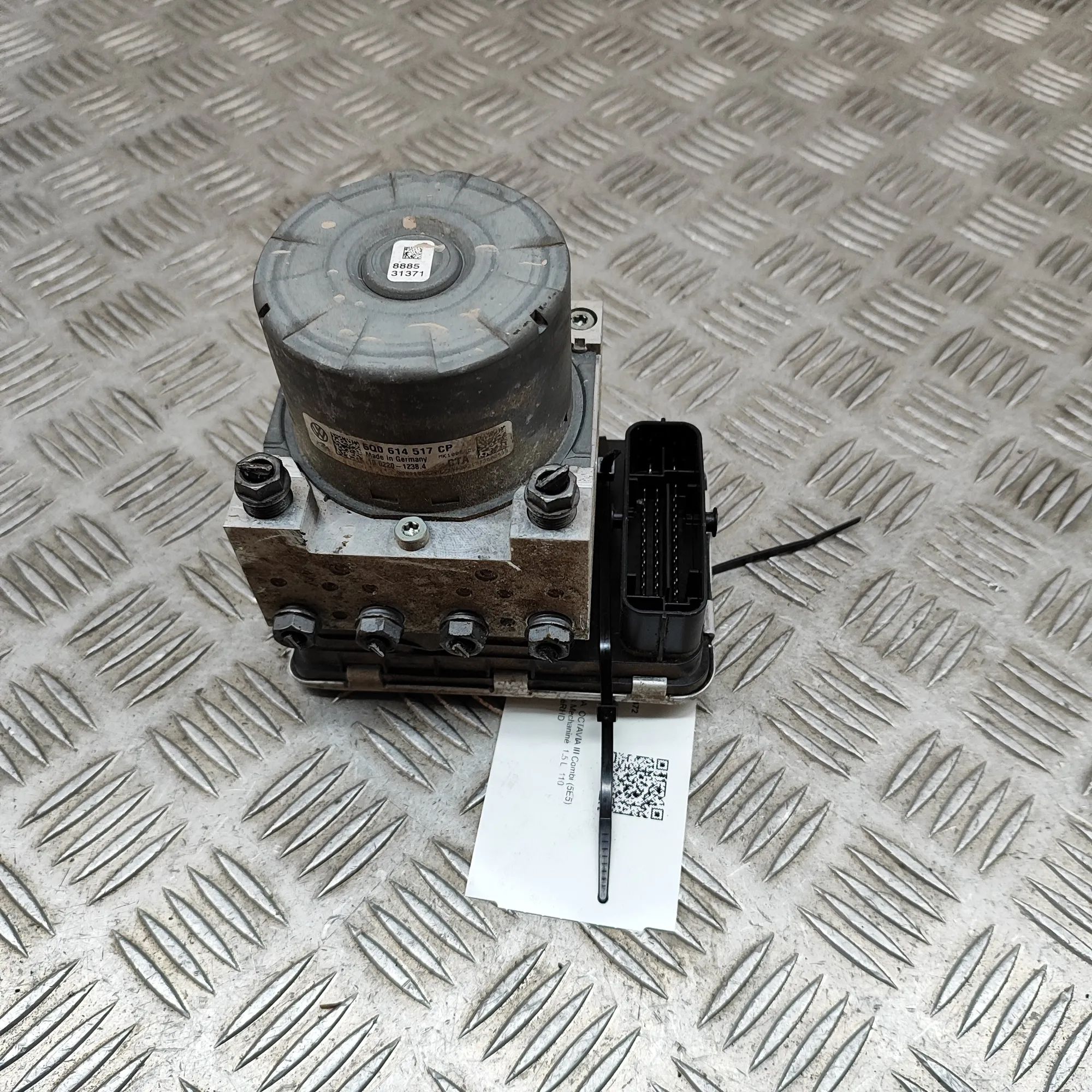 Skoda Octavia ABS hydraulic pump
