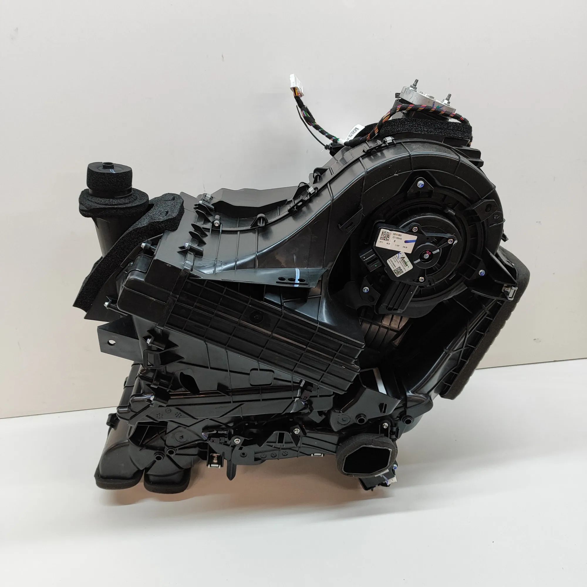 Tesla Model Y Interior Heater Interior Heater — TESLA MODEL Y (5YJY) (2019-PR...