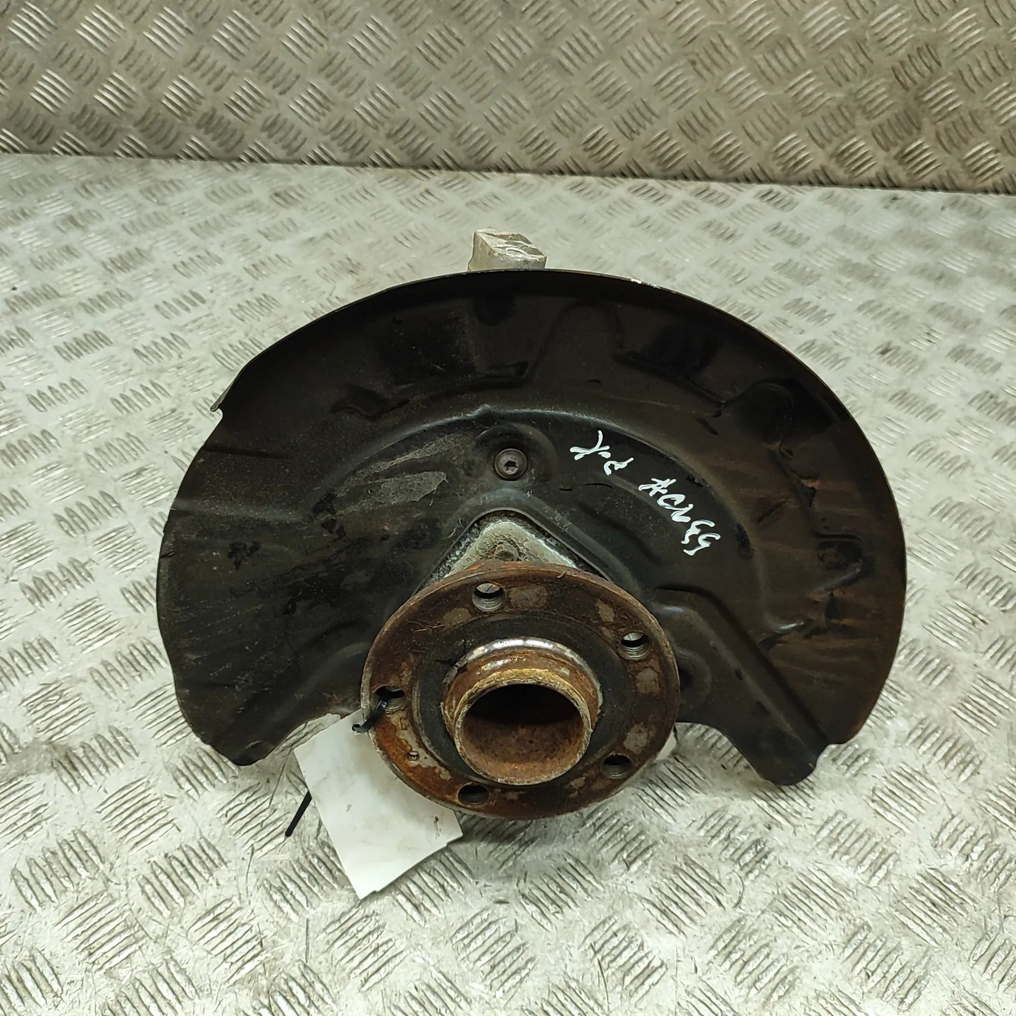 Skoda Enyaq Front Left Wheel Hub Front Left Wheel Hub — SKODA ENYAQ (iV SUV 5AC,...