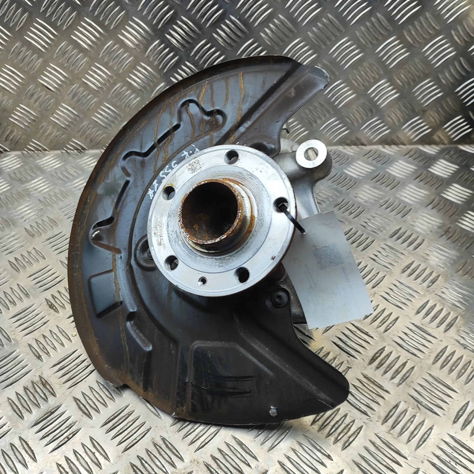 Audi Q4 e-tron Front Left Wheel Hub Front Left Wheel Hub — AUDI Q4 (Sportback F4N) ...