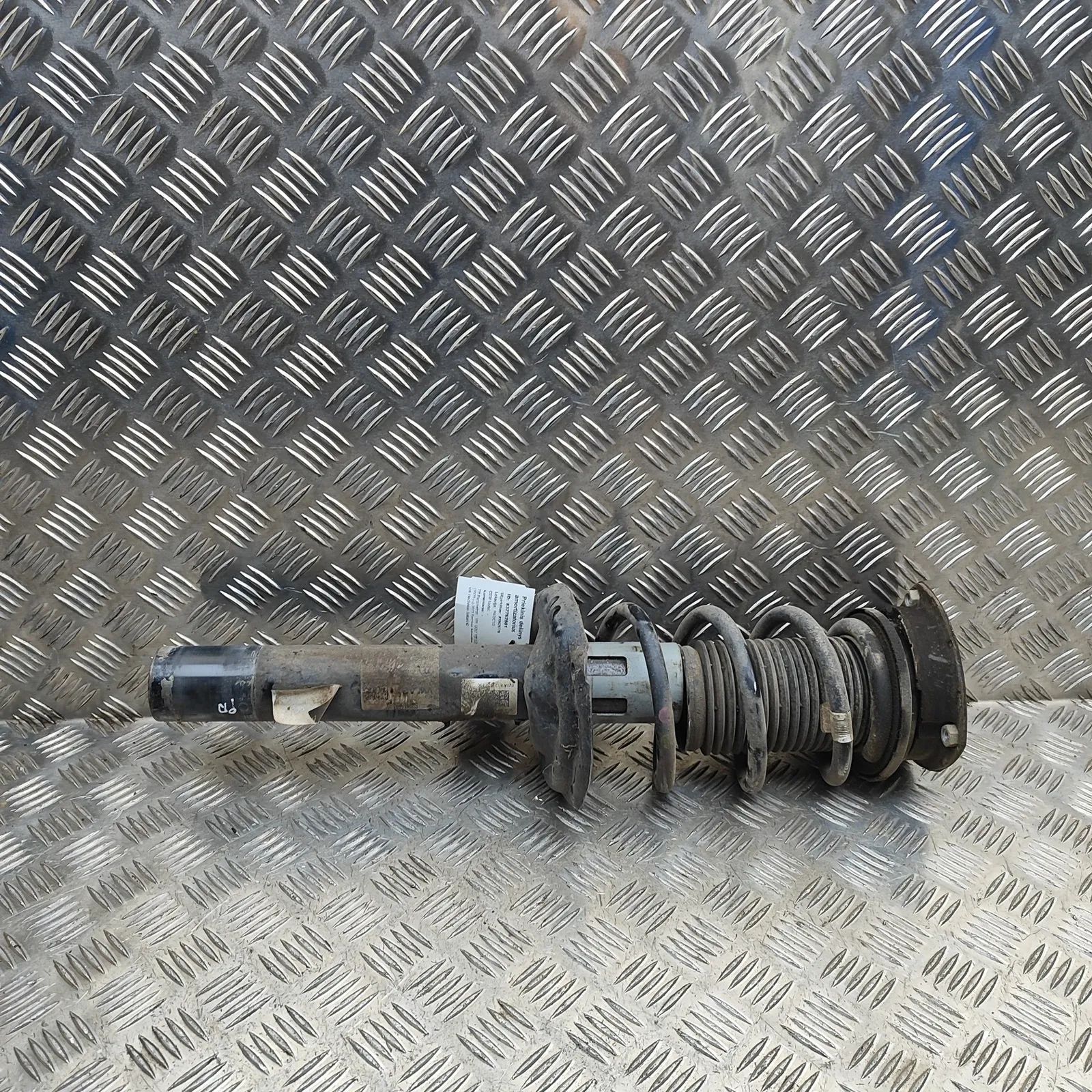 Volkswagen Golf 8 Shock absorber — front right Shock absorber — front right — VW GOLF (VIII CD...