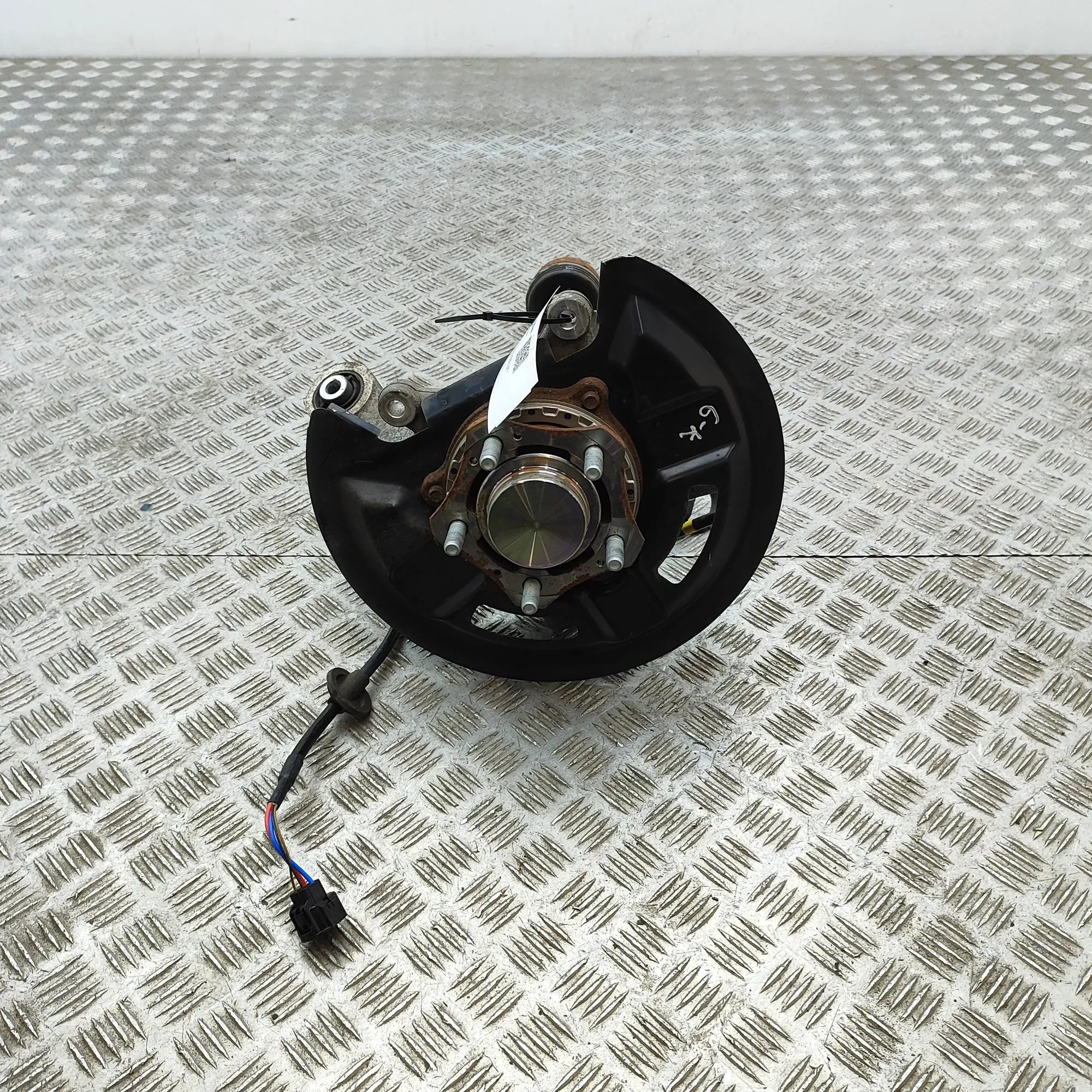 Hyundai Ioniq Rear Left Wheel Hub Spindle Rear Left Wheel Hub Spindle — HYUNDAI IONIQ (5 ...