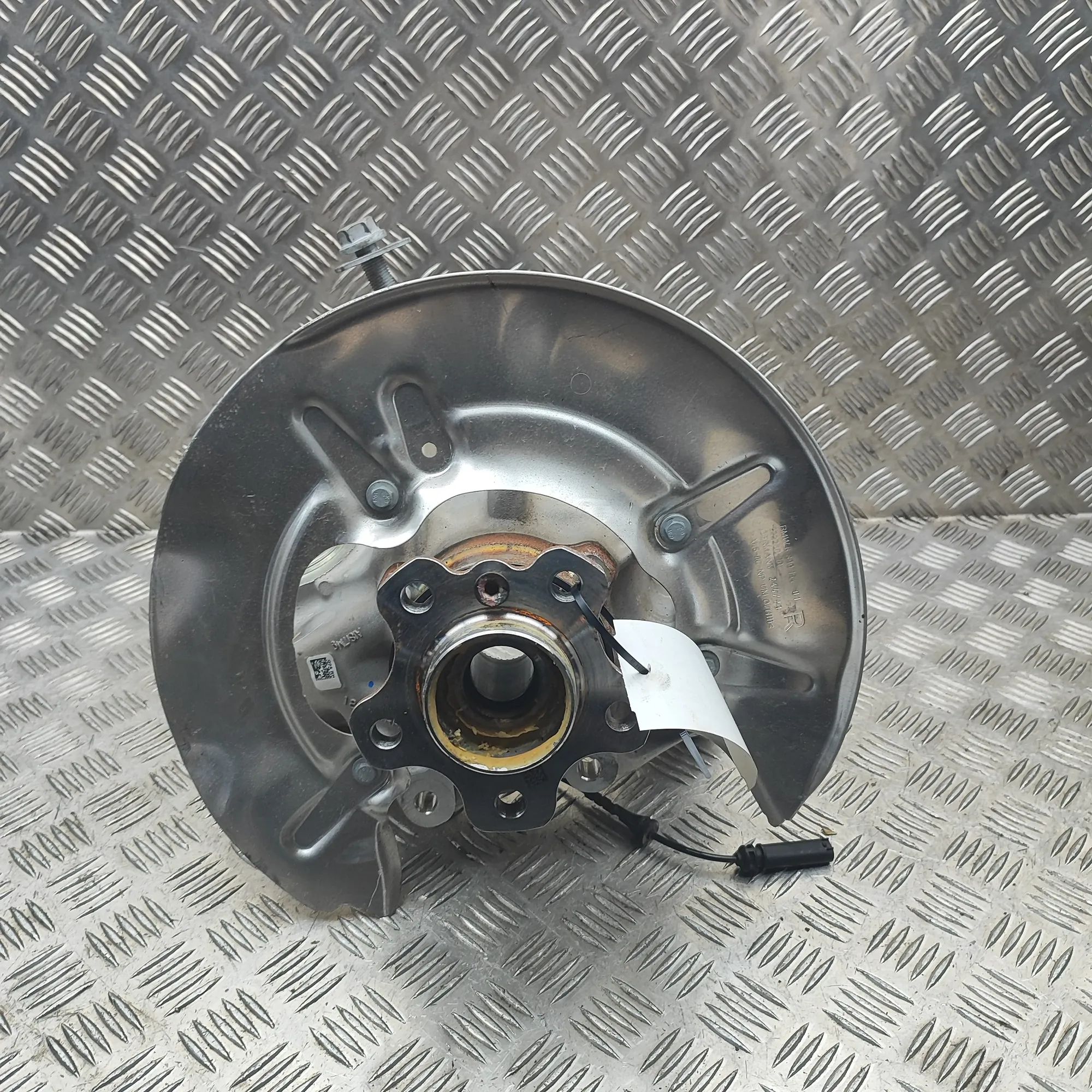 BMW X5 (G05) Rear Right Wheel Hub Rear Right Wheel Hub — BMW X5 (G05, F95) (2018-...