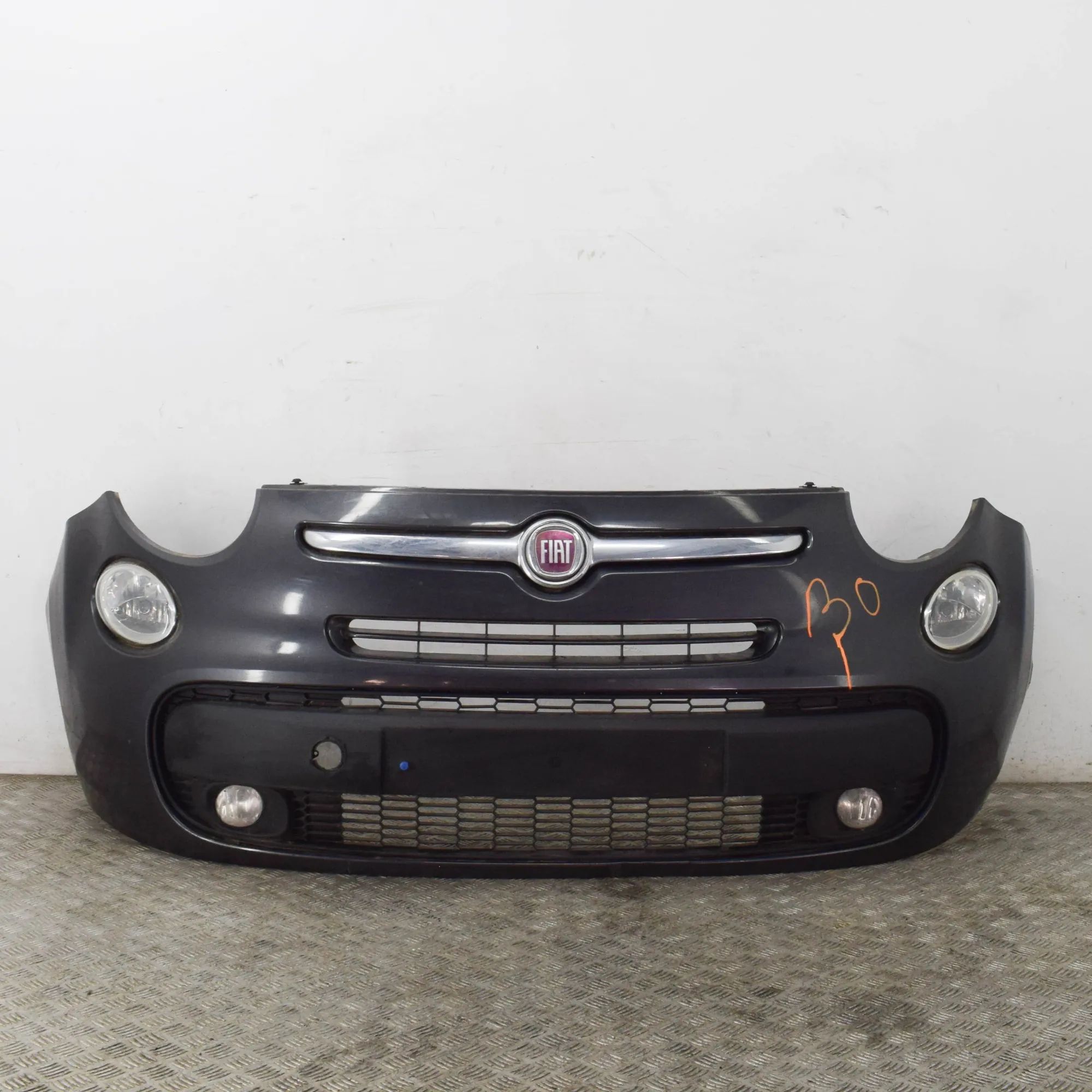 Fiat 500 (312) front bumper