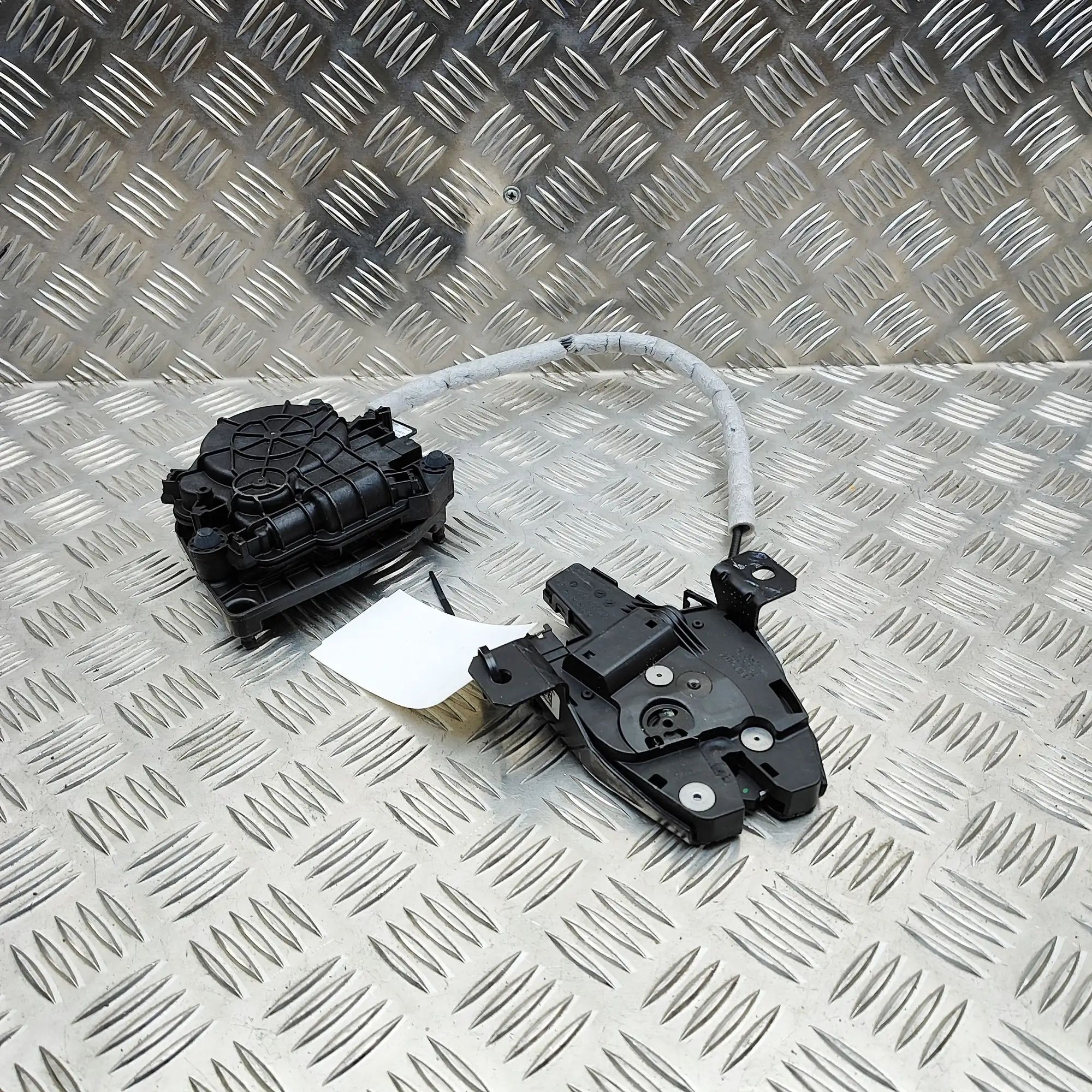 BMW X5 (G05) Tailgate Boot Lock Tailgate Boot Lock — BMW X5 (G05, F95) (2018-PR...
