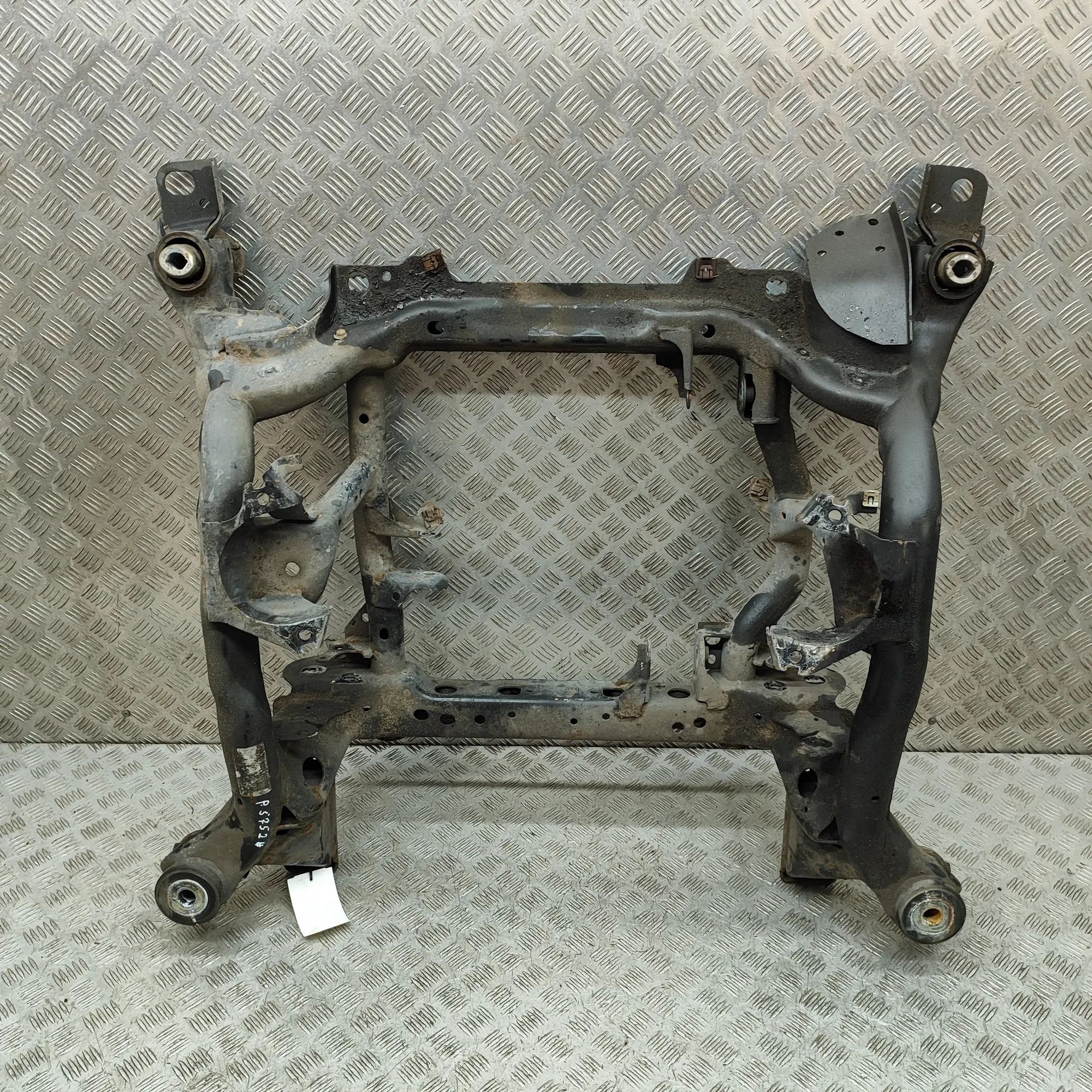 Mercedes-Benz A (W169) Front subframe Front subframe — MERCEDES BENZ ML-CLASS (W166) ...