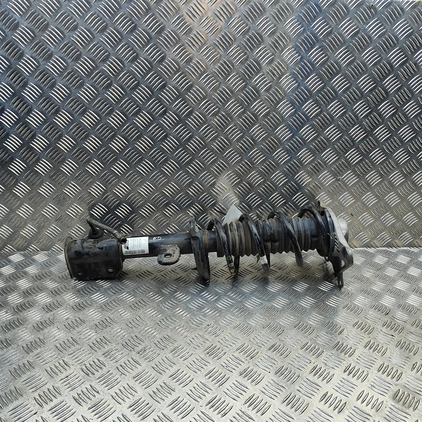 Jeep Compass Shock absorber — rear right