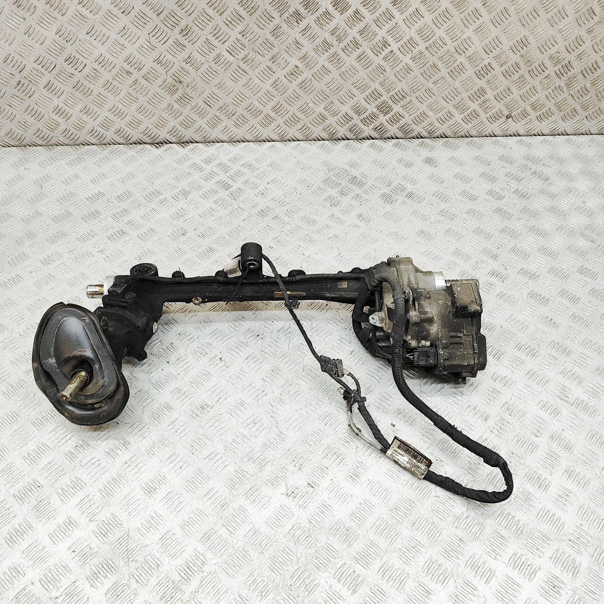 Volvo V40 roolilatt / roolikarp Steering Rack — VOLVO V40 (2012-2019) — 3601120...