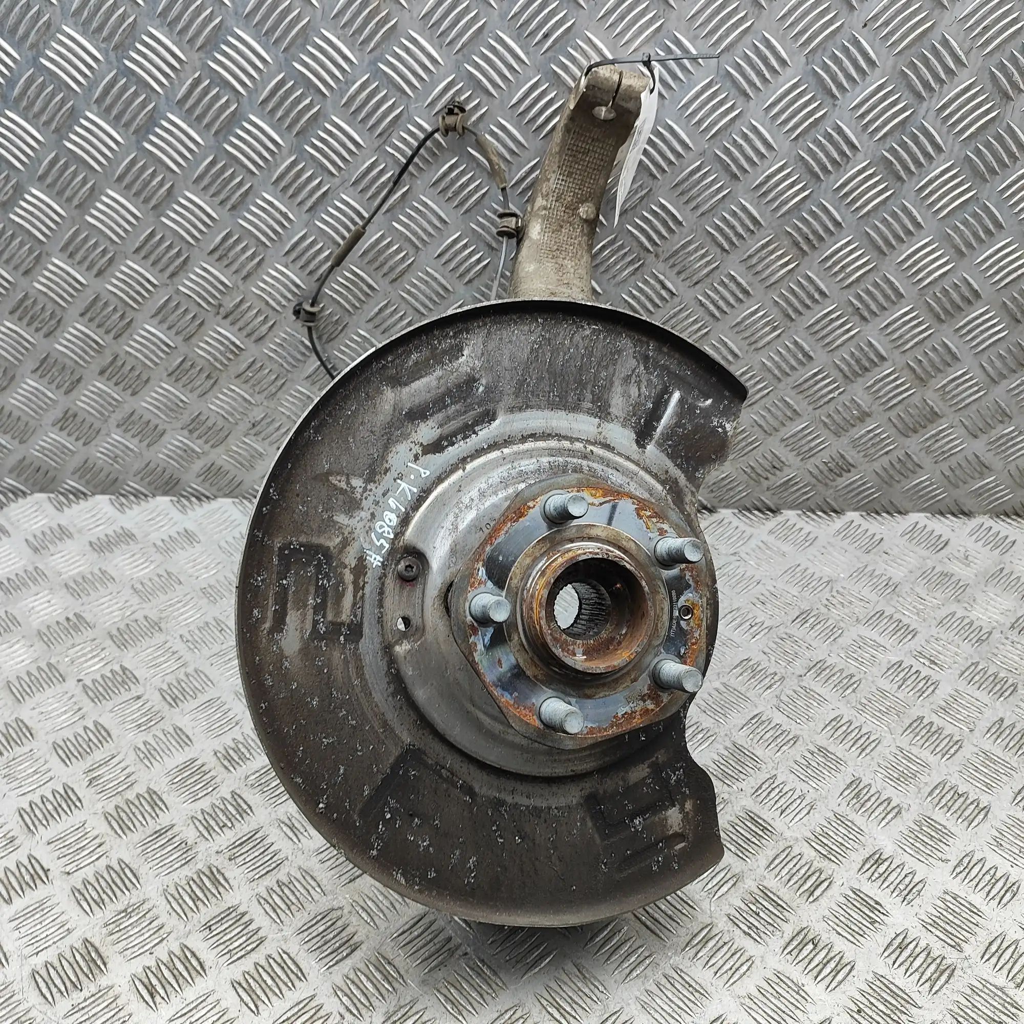 Tesla Model 3 Front Left Wheel Hub Front Left Wheel Hub — TESLA MODEL 3 (2017-PRES...
