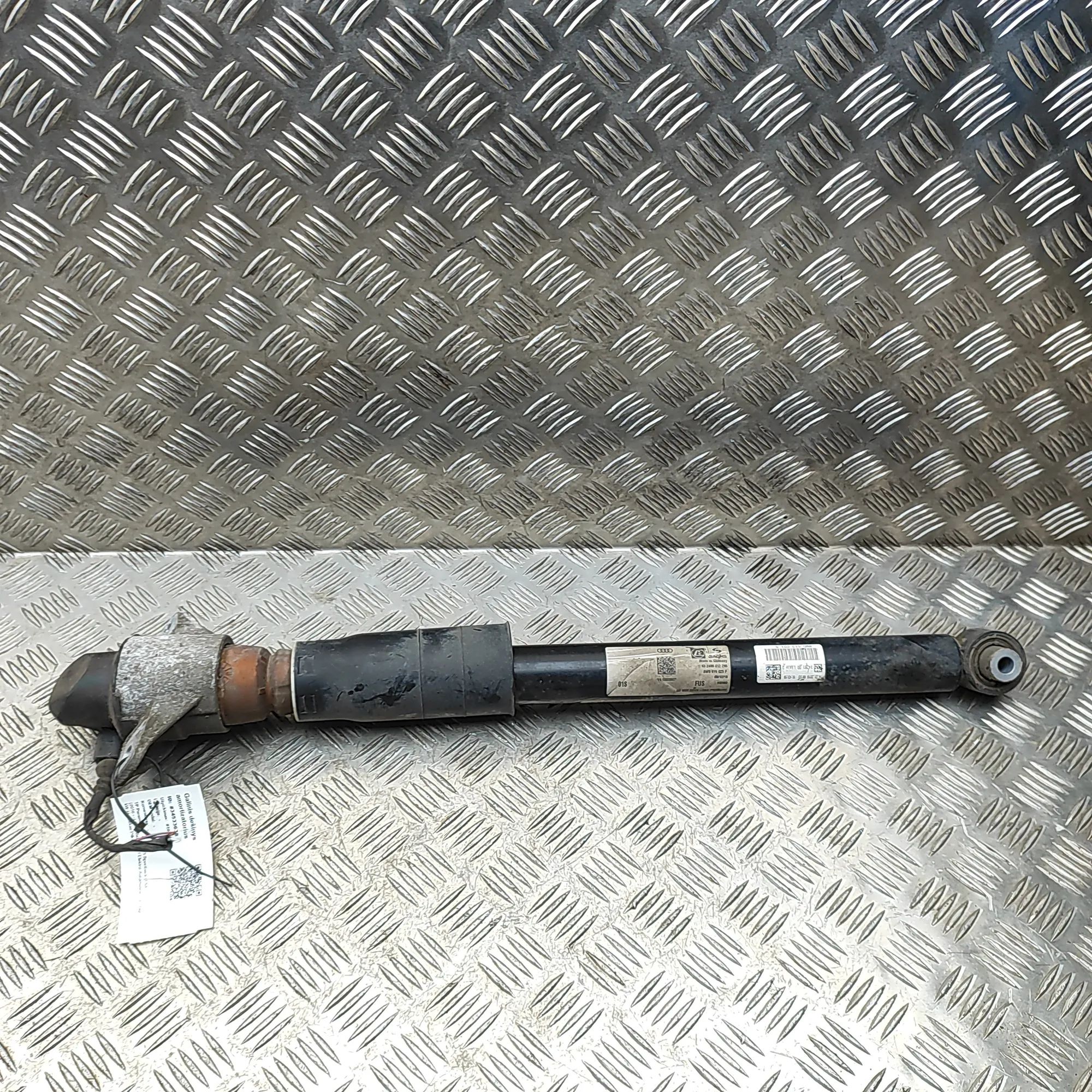 Audi A5 (B9) Shock absorber — rear right Shock absorber — rear right — AUDI A5 (B9, F5) ...