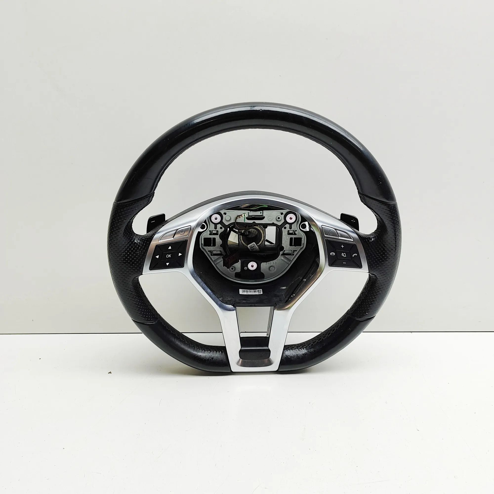 Mercedes-Benz CLS (C218) steering wheel Steering Wheel — MERCEDES BENZ CLS (C218) (2010...