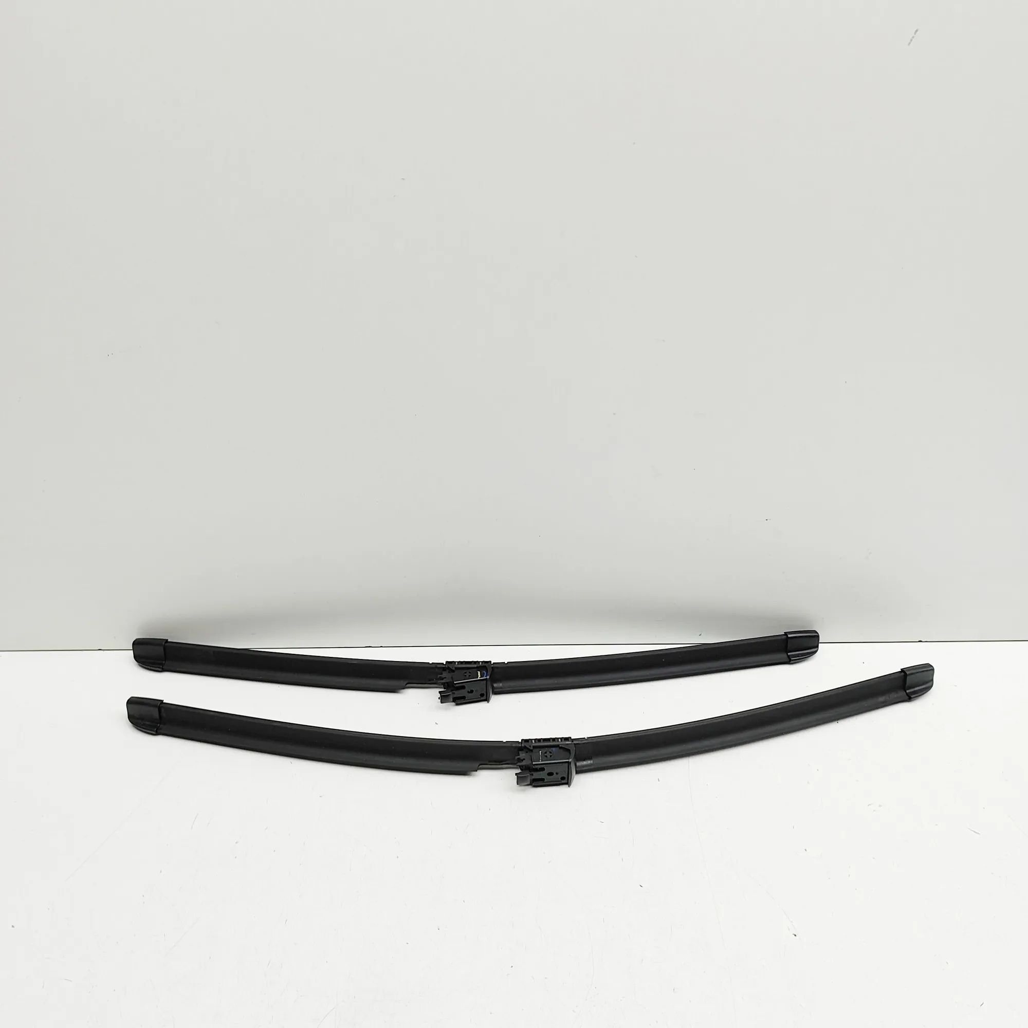 Mercedes-Benz GLE (W167) Front Wiper Arms Front Wiper Arms — MERCEDES BENZ GLE (W167) (20...