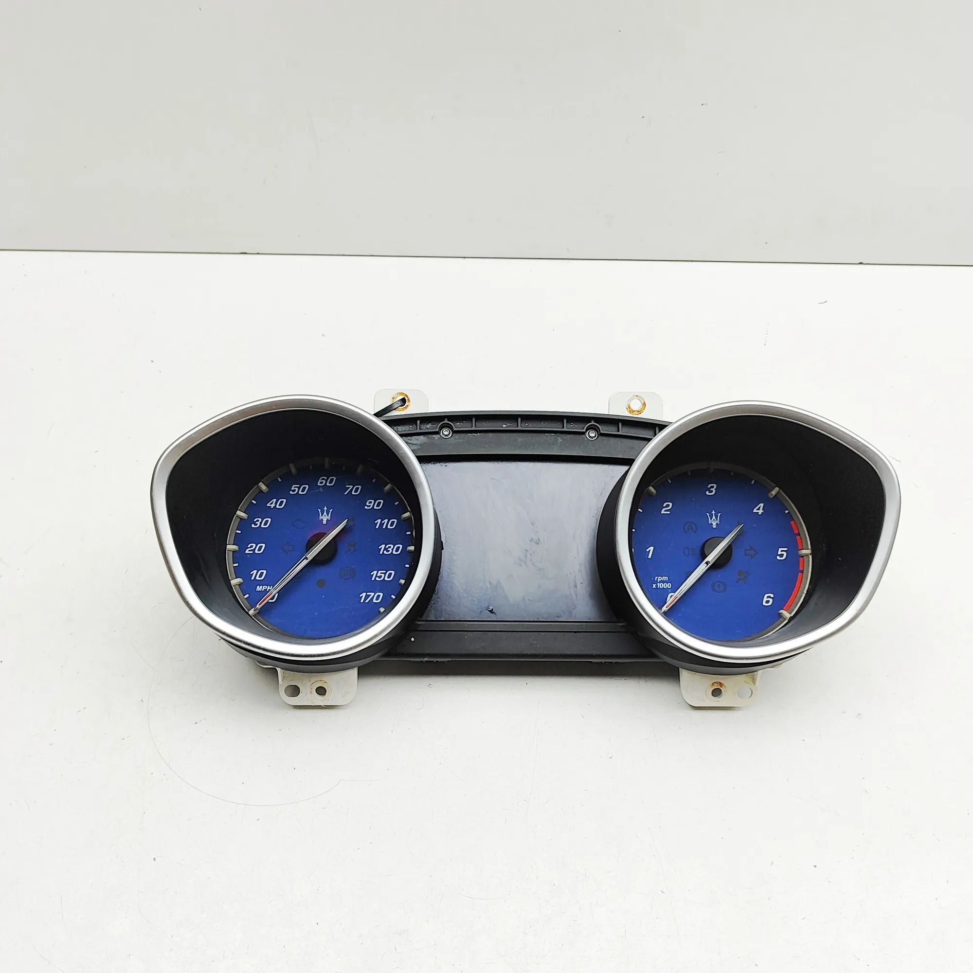 Maserati Ghibli Instrument Cluster Speedometer Instrument Cluster Speedometer — MASERATI GHIBL...
