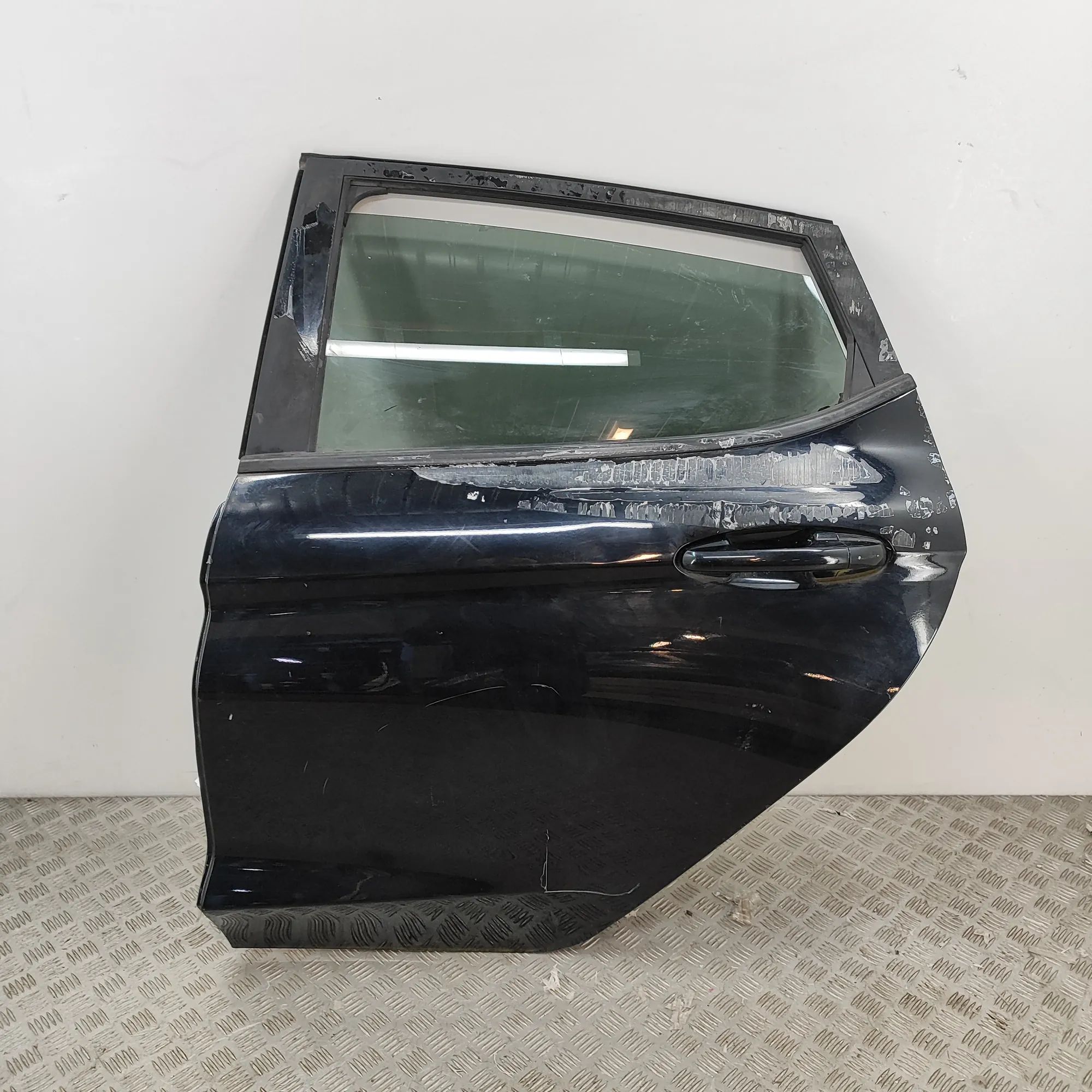 Ford Fiesta Door — rear left Door — rear left — FORD FIESTA (2017-2023) — L1...