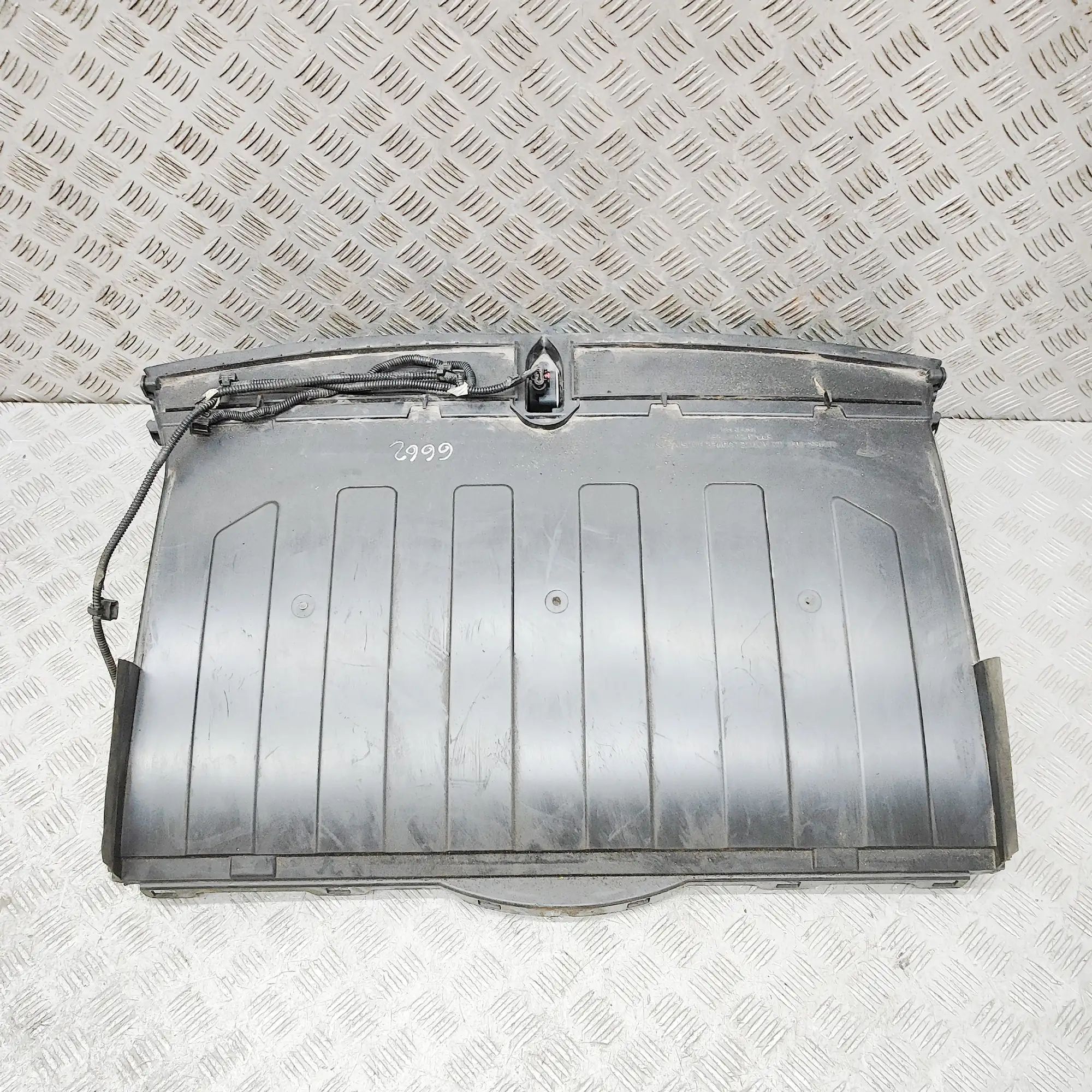 Tesla Model X Radiator Air Intake Channel Radiator Air Intake Channel — TESLA MODEL X (5Y...