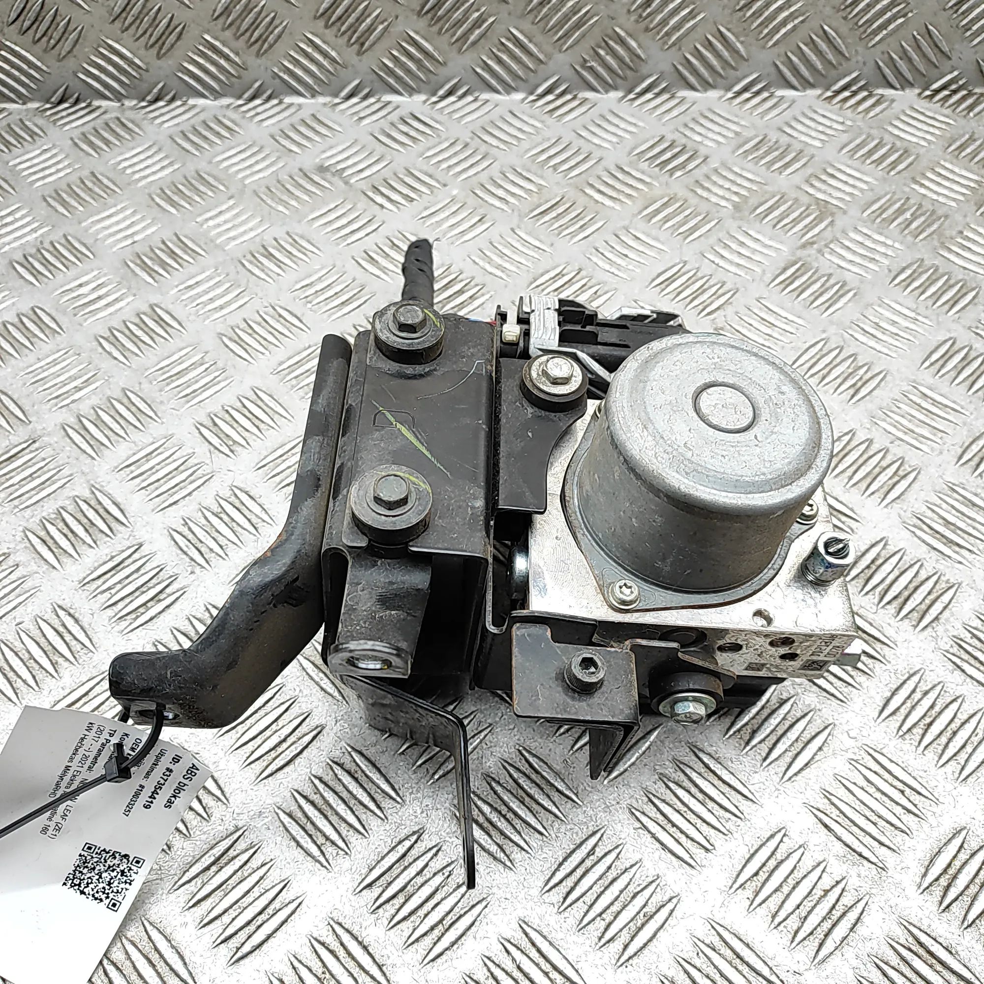 Nissan Leaf ABS Hydraulipumppu ABS Pump — NISSAN LEAF (ZE1) (2017-PRESENT) — 4...
