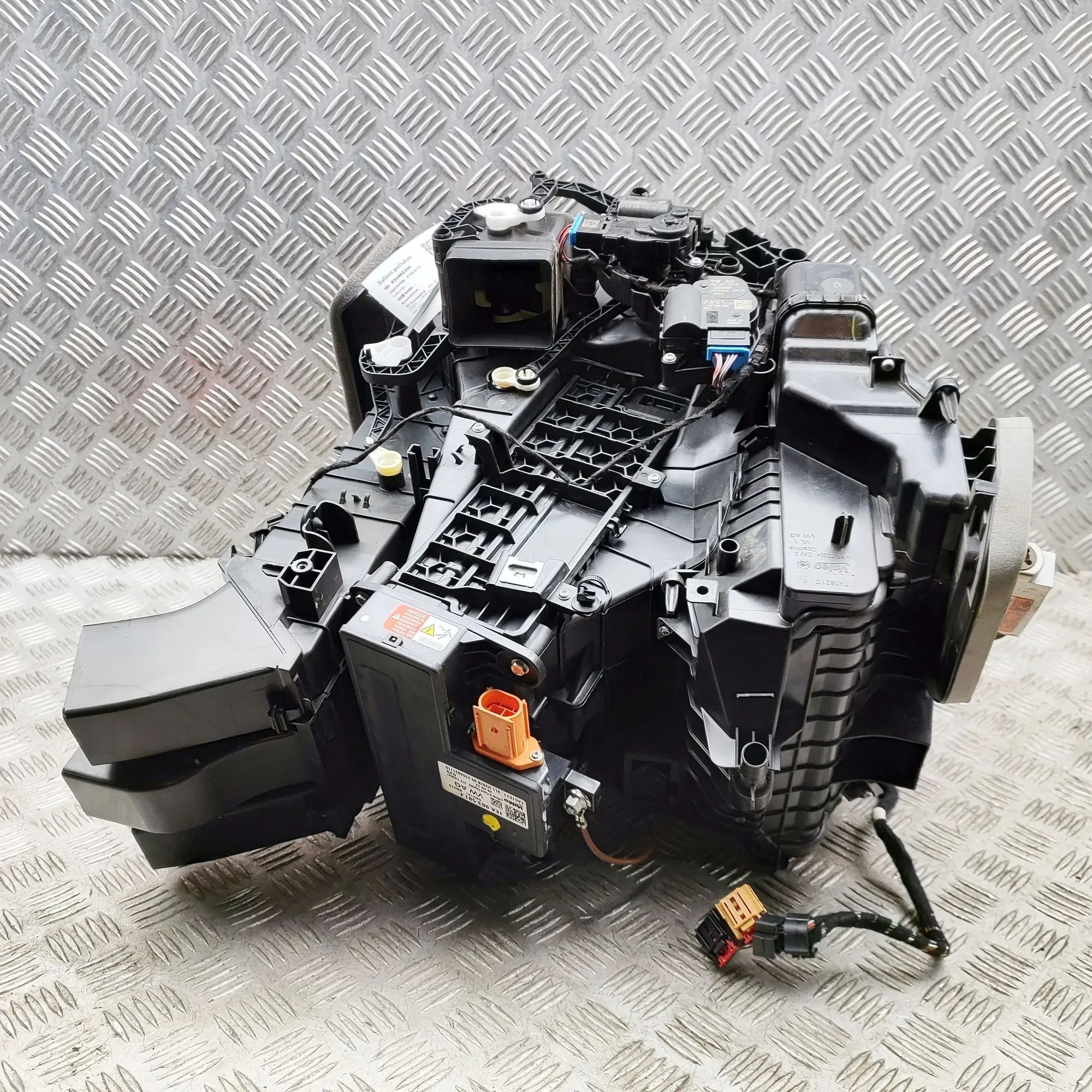 Volkswagen ID.4 Interior Heater Interior Heater — VW ID.4 (E21) (2020-PRESENT) ...
