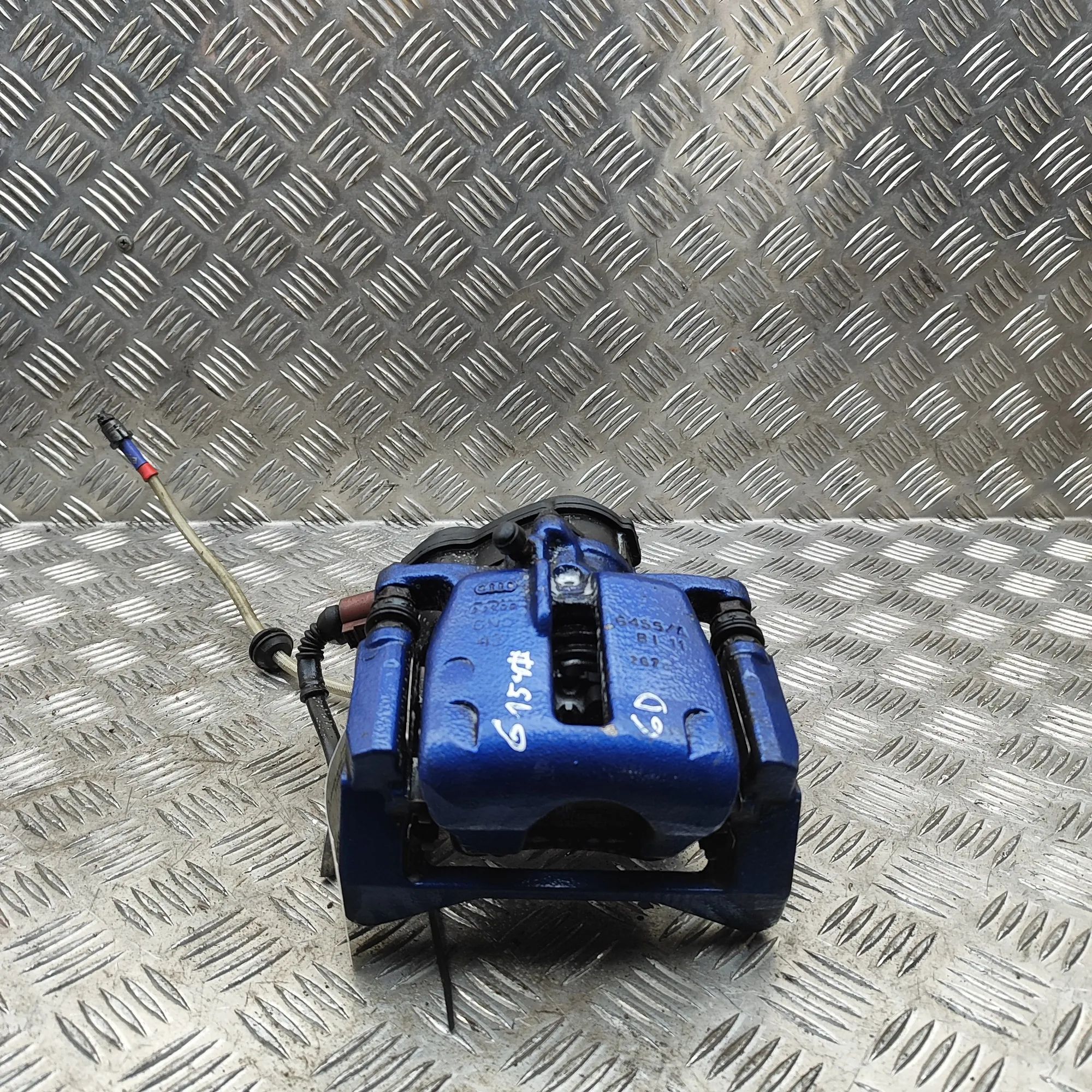 Audi A5 (B8) Brake caliper — rear right