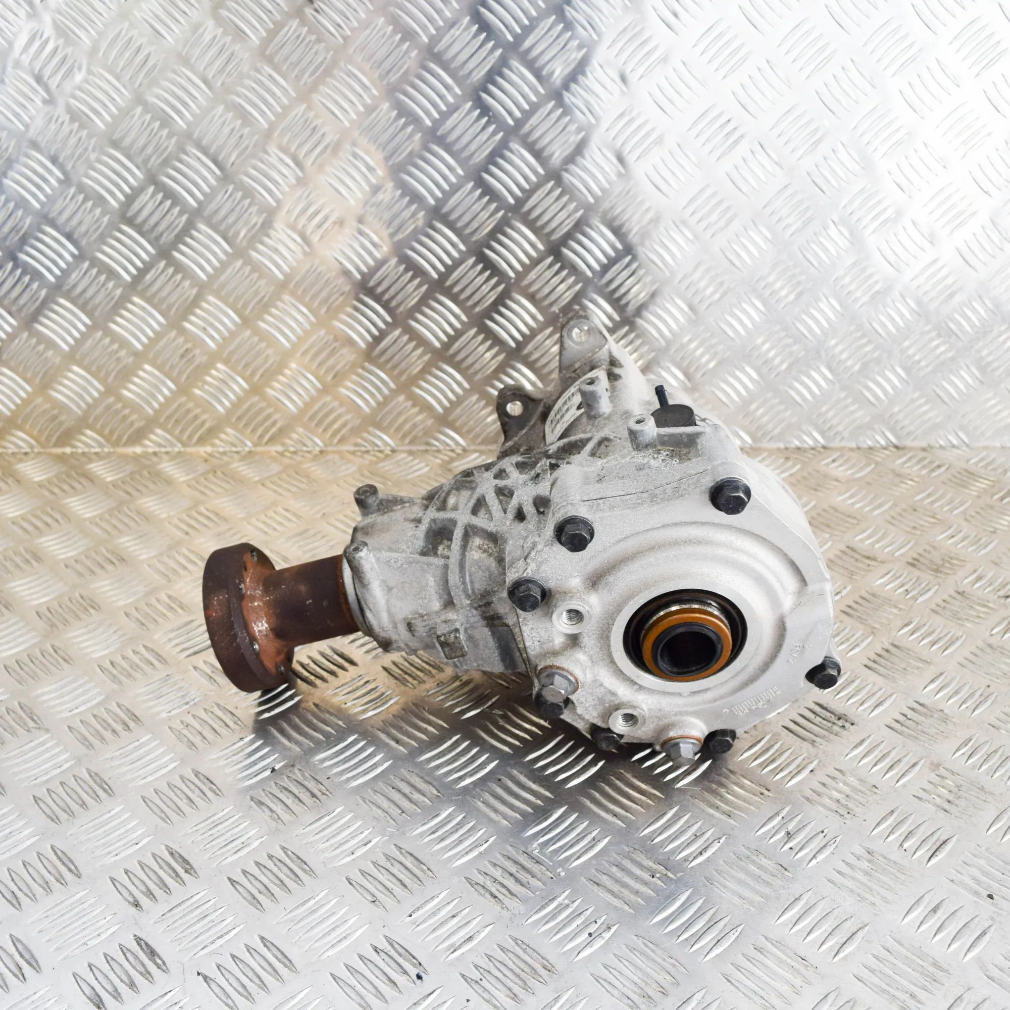 Land Rover Range Rover Velar front differential Front differential — LAND ROVER RANGE ROVER VEL...